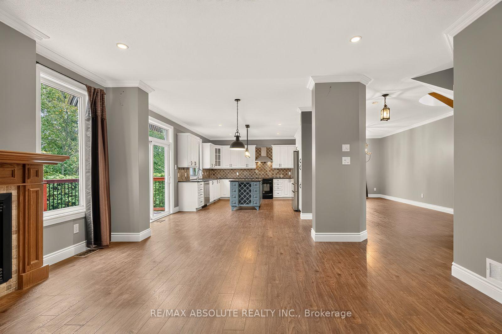 Photo 22 of 229 Marjan Crescent, Ottawa, Barrhaven - Hearts Desire — HOMEH
