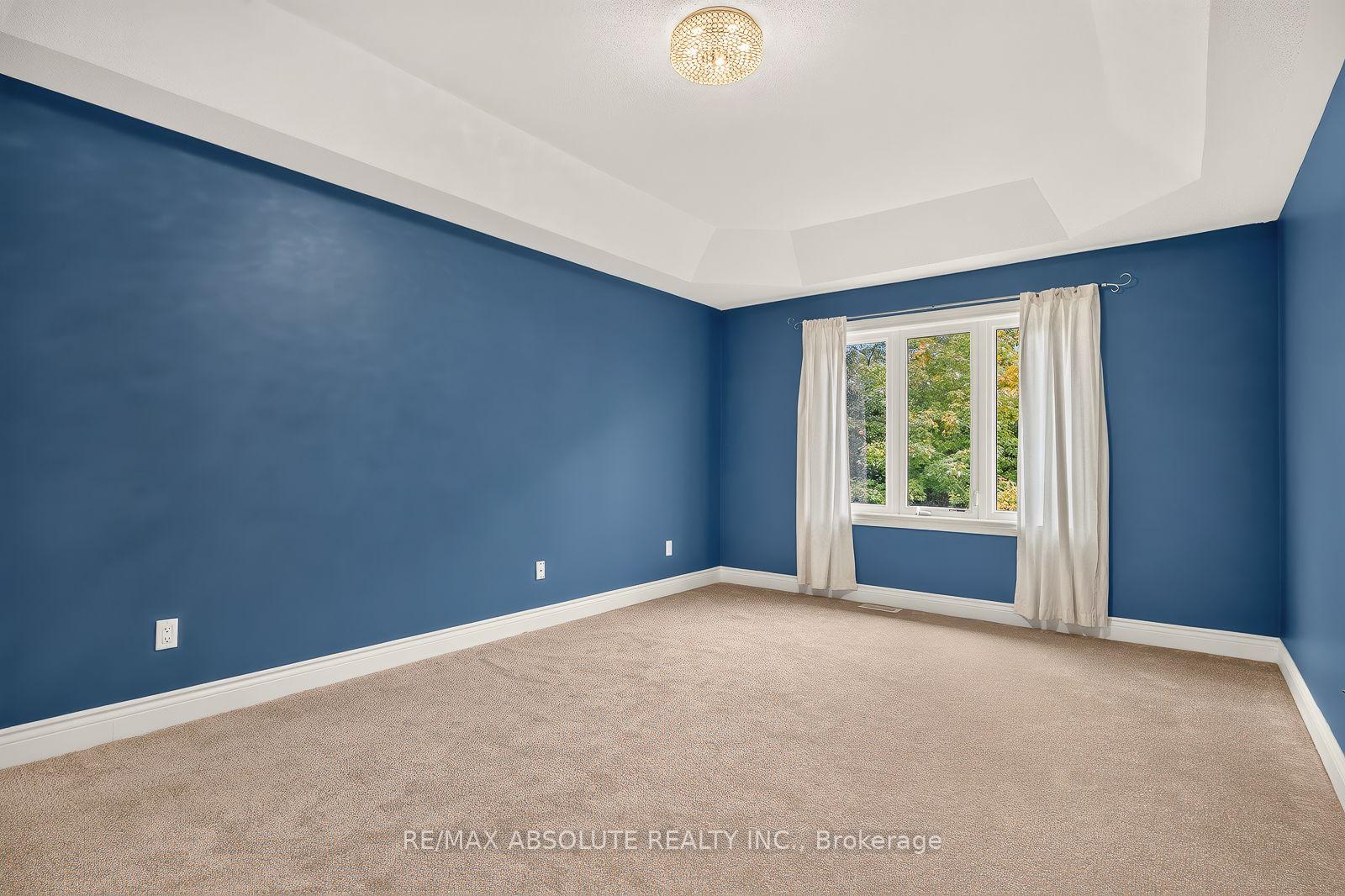 Photo 26 of 229 Marjan Crescent, Ottawa, Barrhaven - Hearts Desire — HOMEH