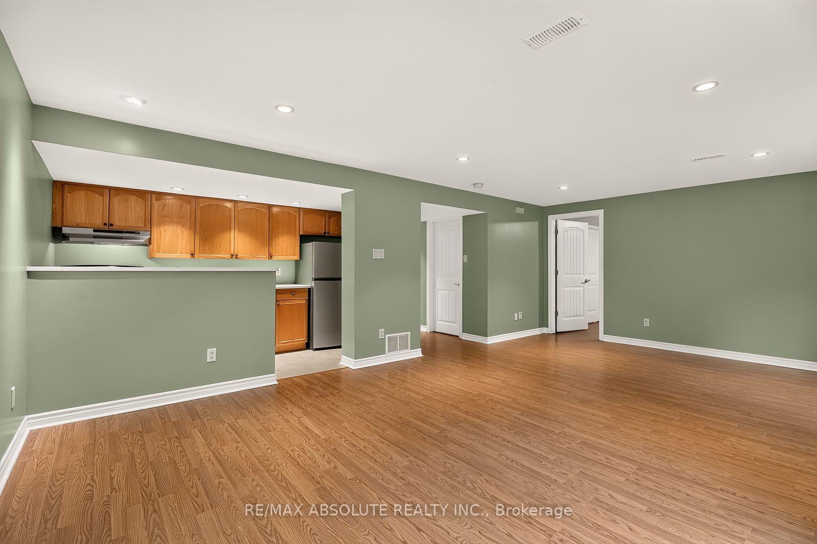 Photo 36 of 229 Marjan Crescent, Ottawa, Barrhaven - Hearts Desire — HOMEH