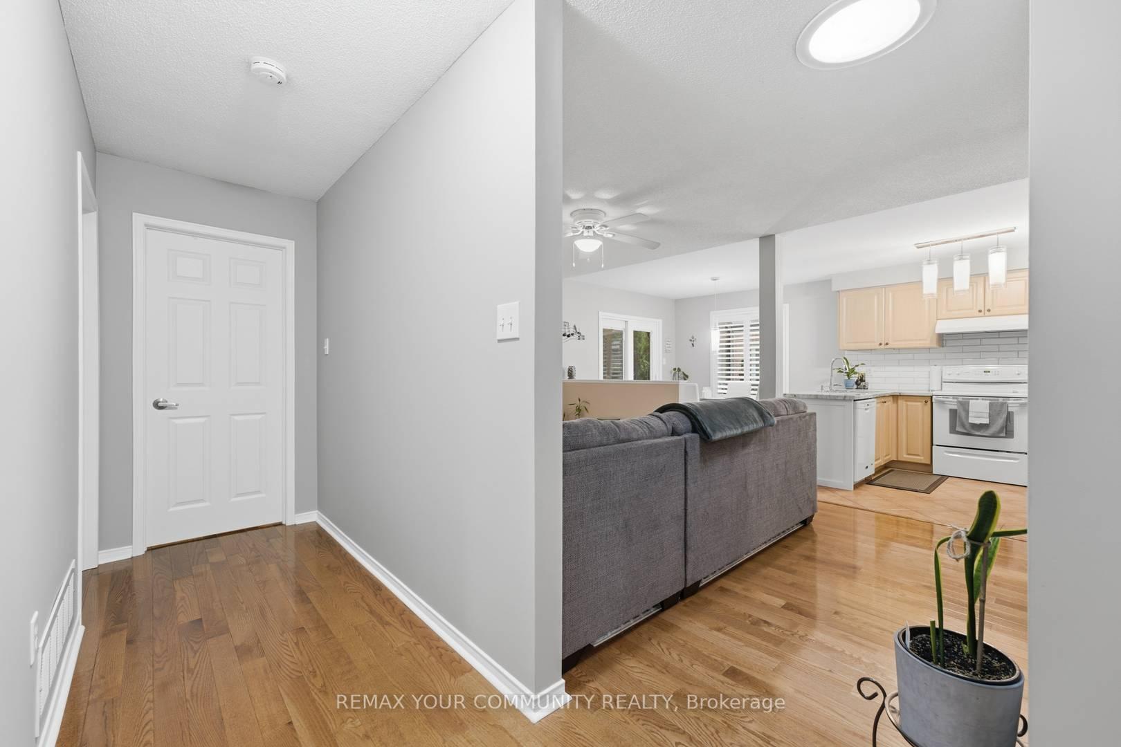 Photo 16 of 57 Kingsridge Road, Barrie, Bayshore — HOMEH