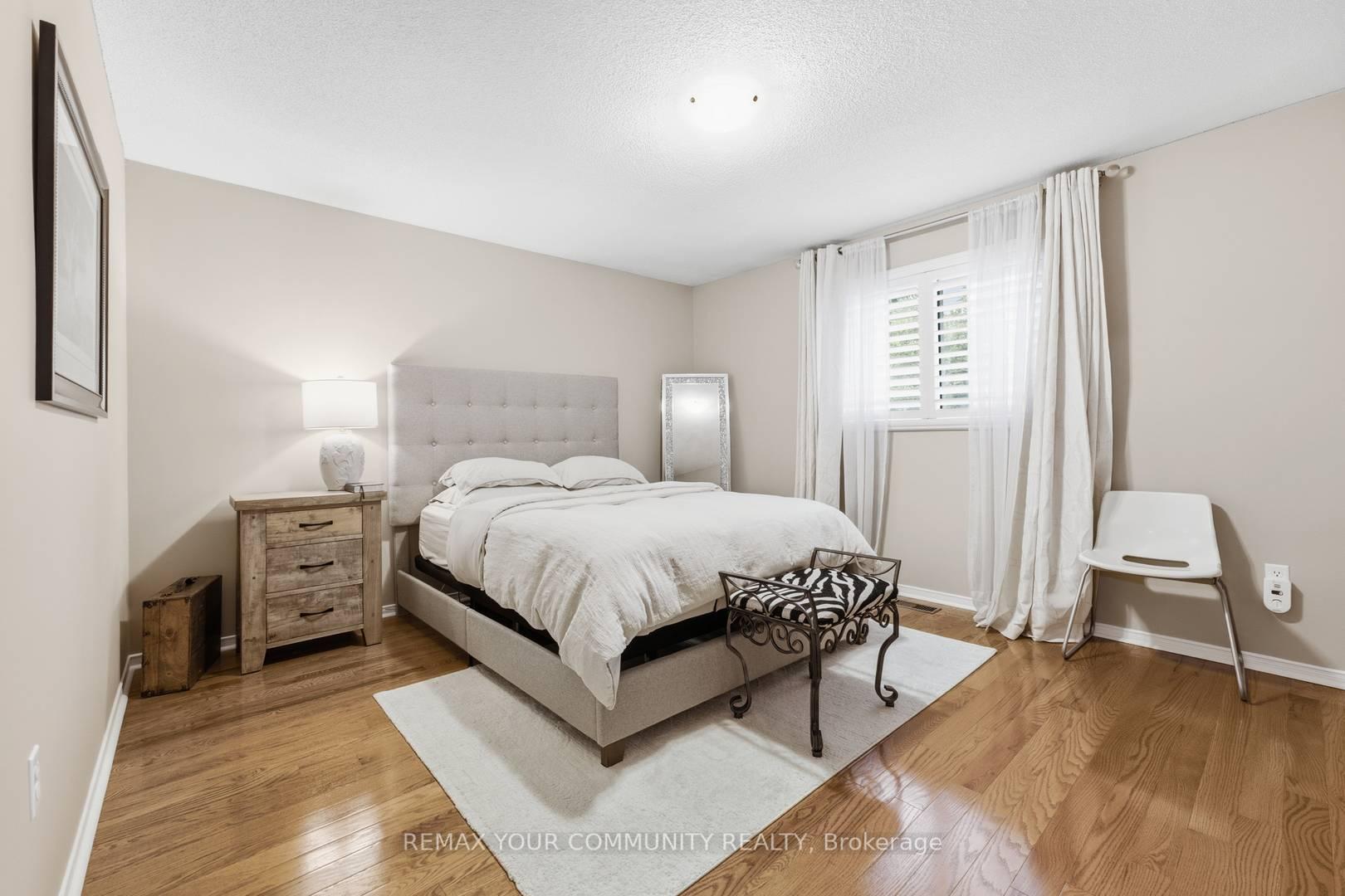 Photo 18 of 57 Kingsridge Road, Barrie, Bayshore — HOMEH