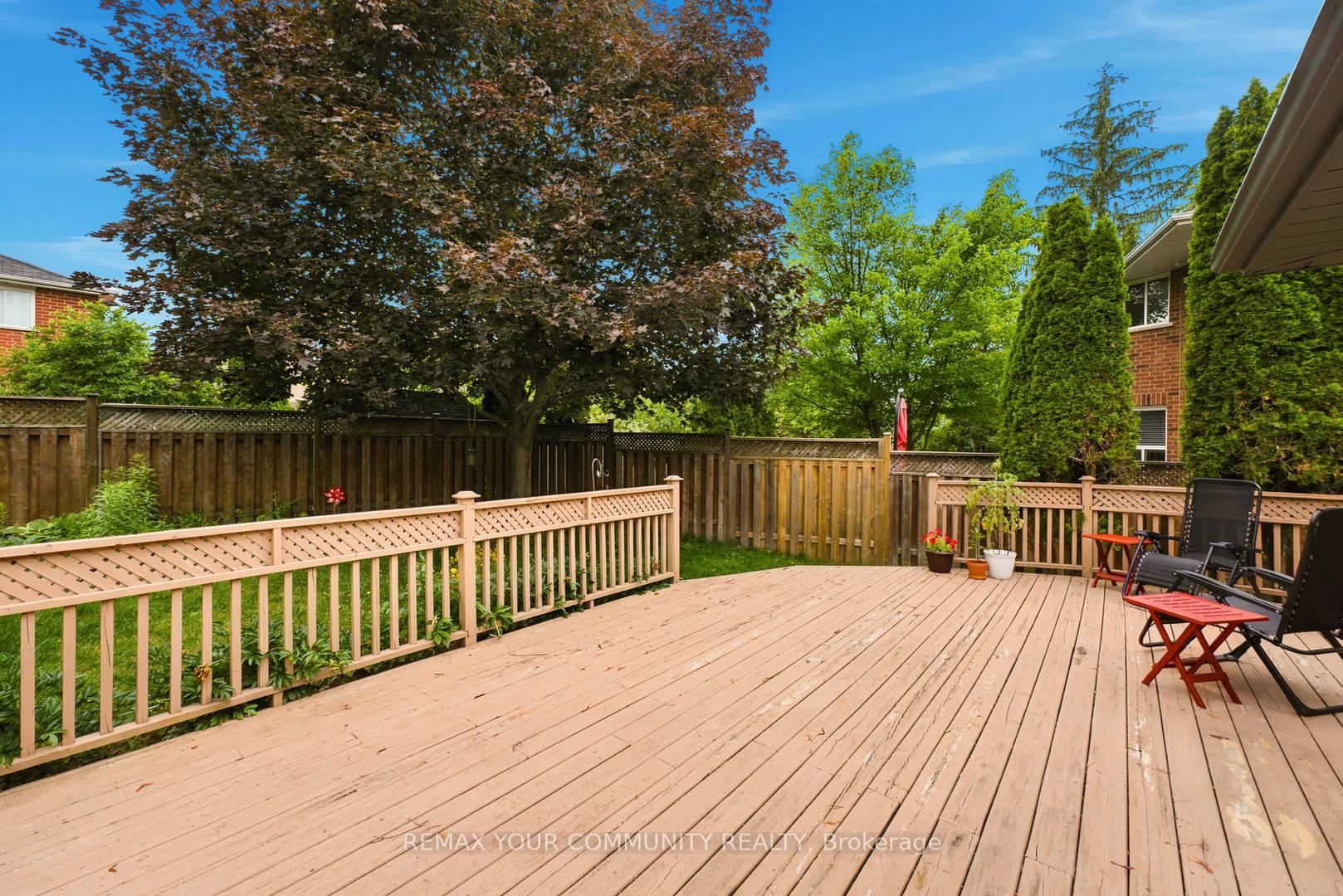 Photo 23 of 57 Kingsridge Road, Barrie, Bayshore — HOMEH