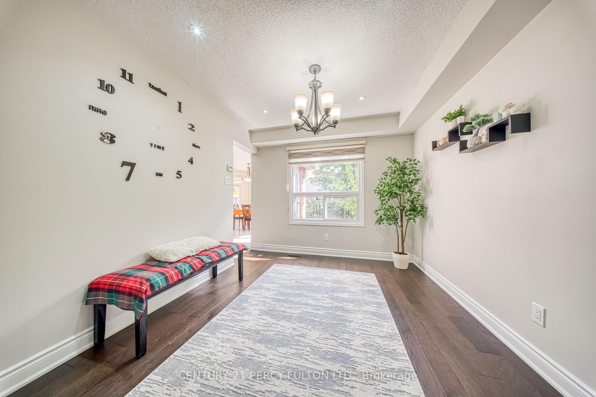 Photo 7 of 46 Hearne Crescent, Ajax, Central — HOMEH