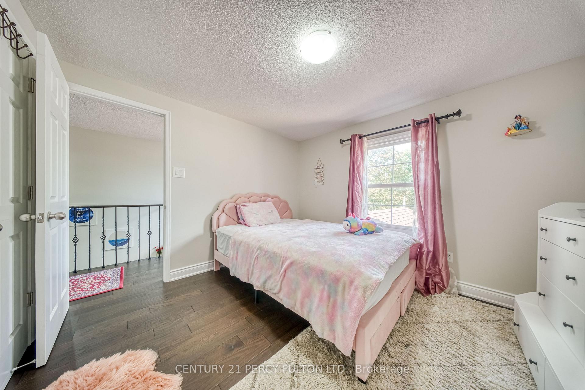 Photo 21 of 46 Hearne Crescent, Ajax, Central — HOMEH
