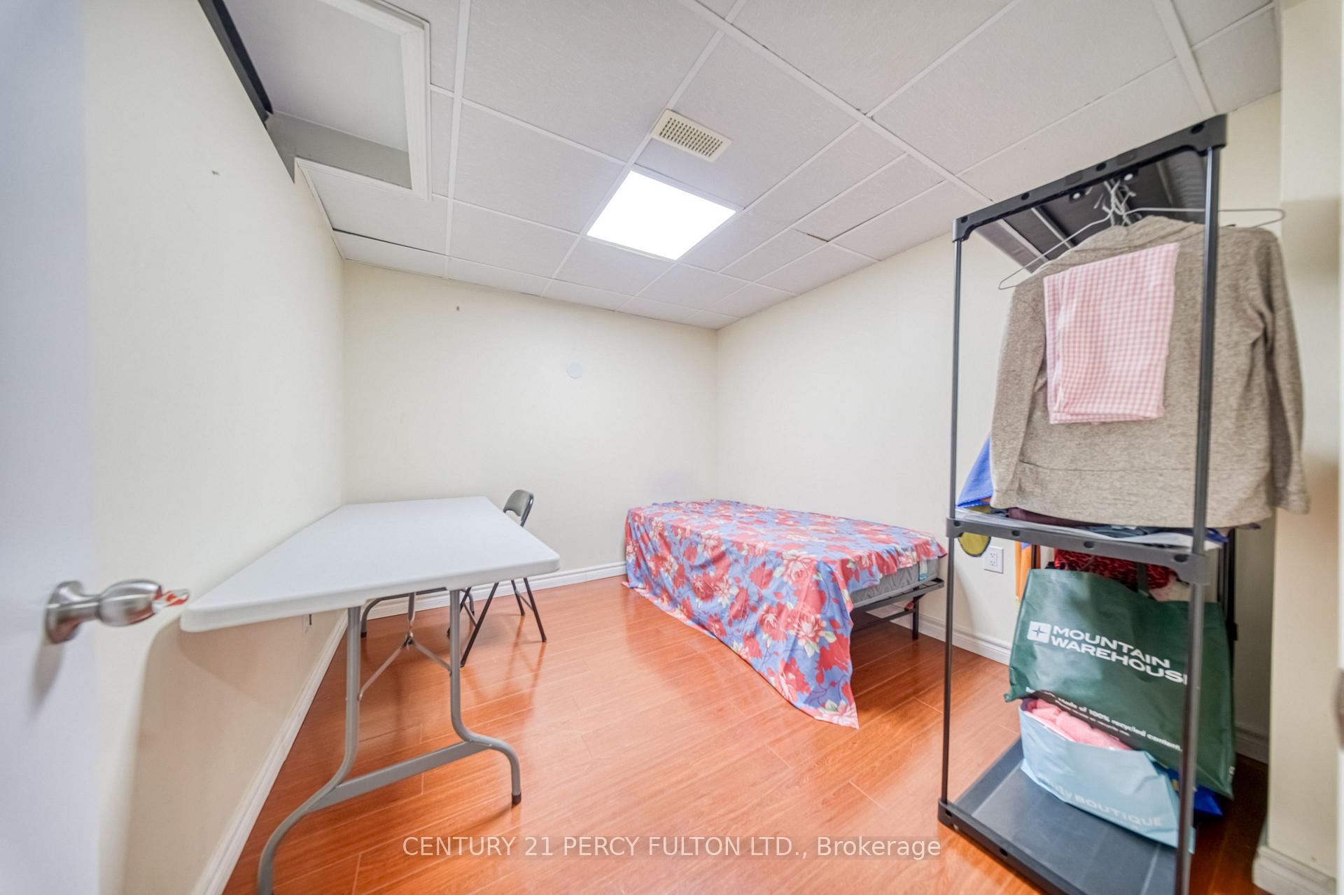 Photo 28 of 46 Hearne Crescent, Ajax, Central — HOMEH