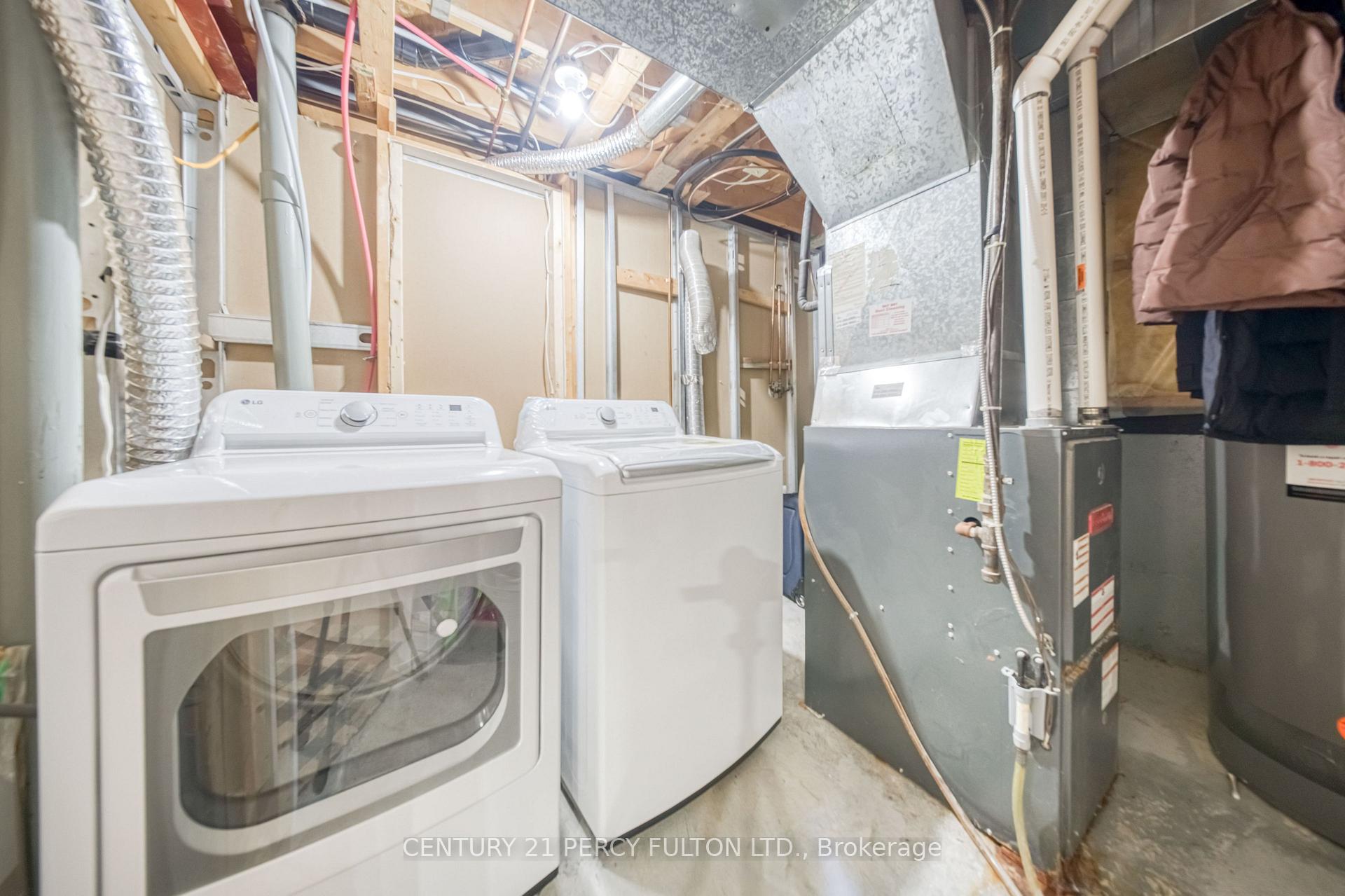 Photo 31 of 46 Hearne Crescent, Ajax, Central — HOMEH