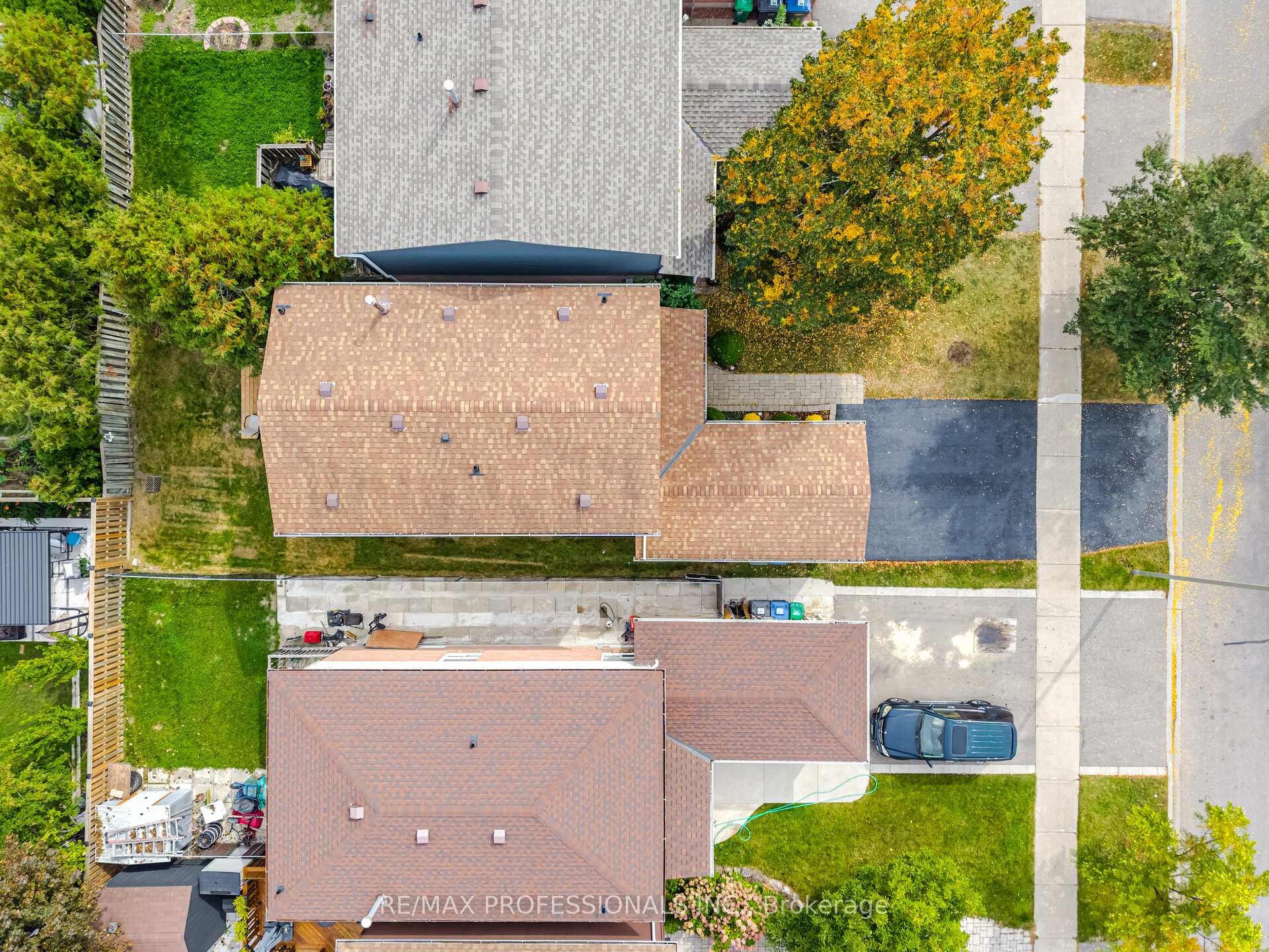 Photo 4 of 6081 Fullerton Crescent, Mississauga, Meadowvale — HOMEH