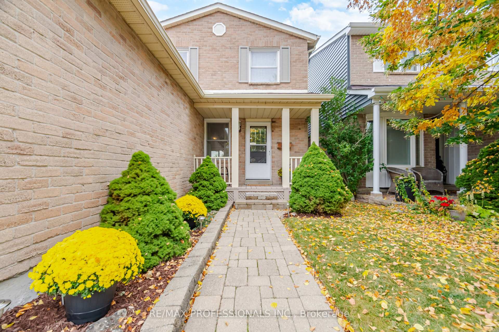 Photo 6 of 6081 Fullerton Crescent, Mississauga, Meadowvale — HOMEH