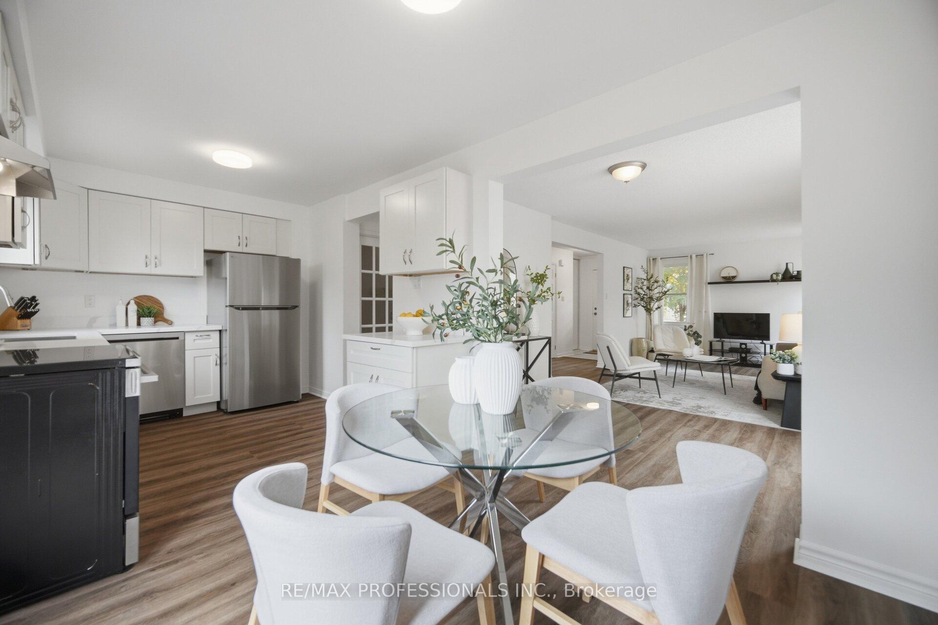 Photo 15 of 6081 Fullerton Crescent, Mississauga, Meadowvale — HOMEH