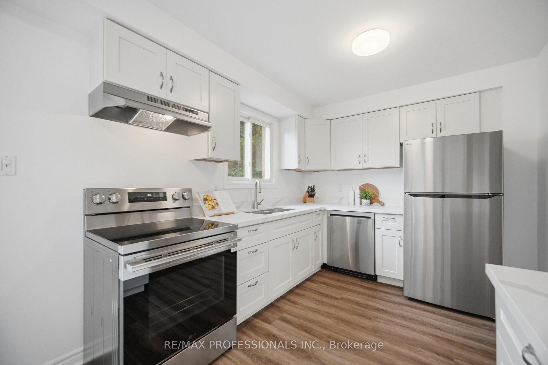 Photo 16 of 6081 Fullerton Crescent, Mississauga, Meadowvale — HOMEH