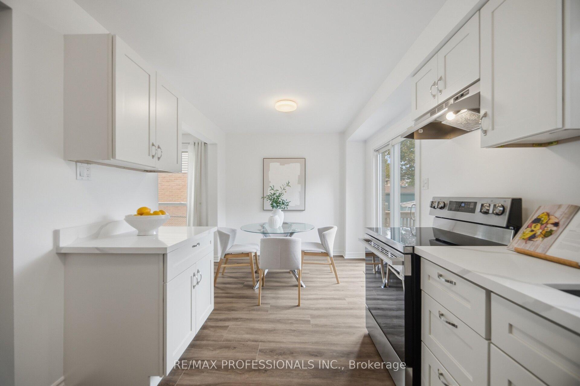 Photo 18 of 6081 Fullerton Crescent, Mississauga, Meadowvale — HOMEH