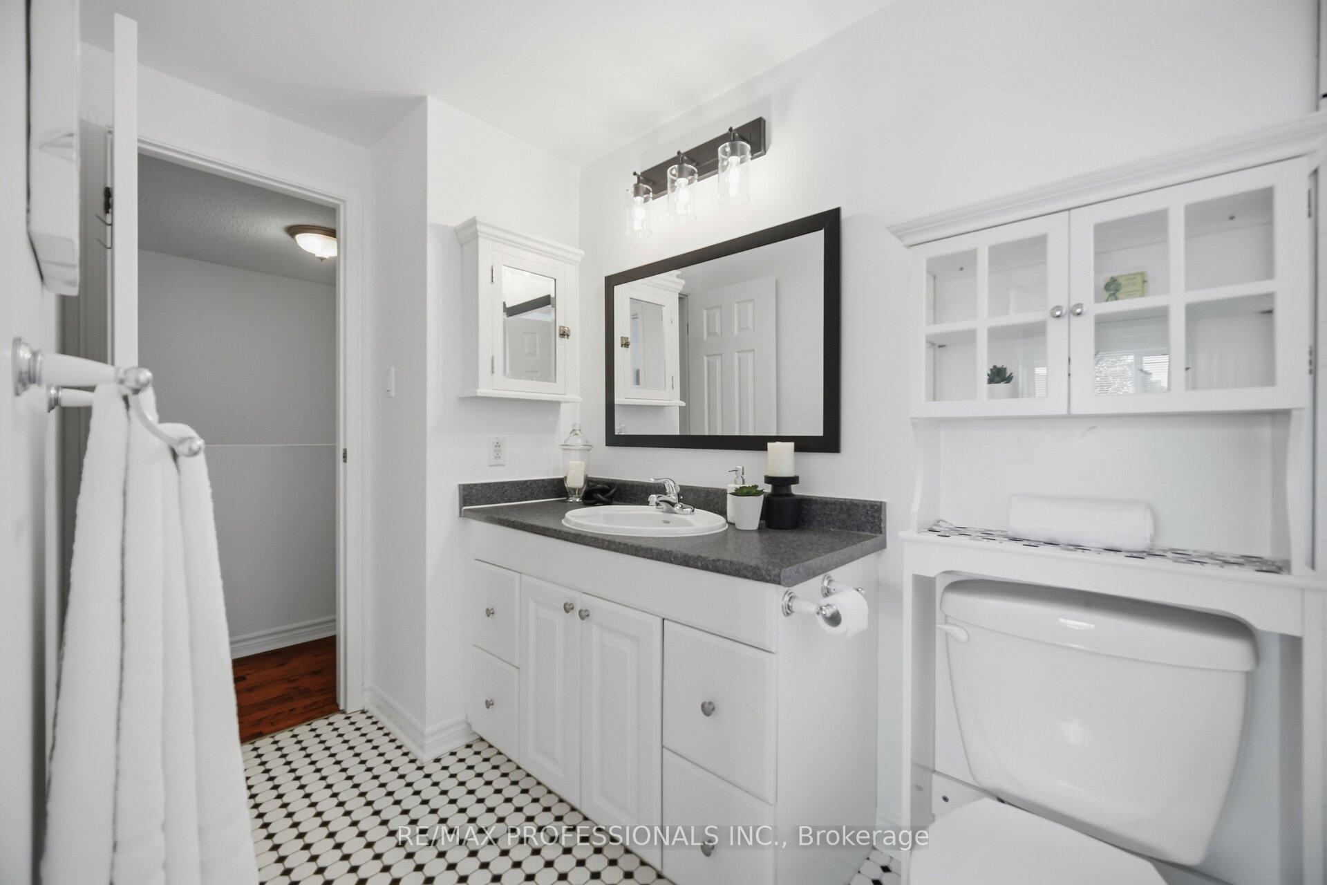 Photo 27 of 6081 Fullerton Crescent, Mississauga, Meadowvale — HOMEH