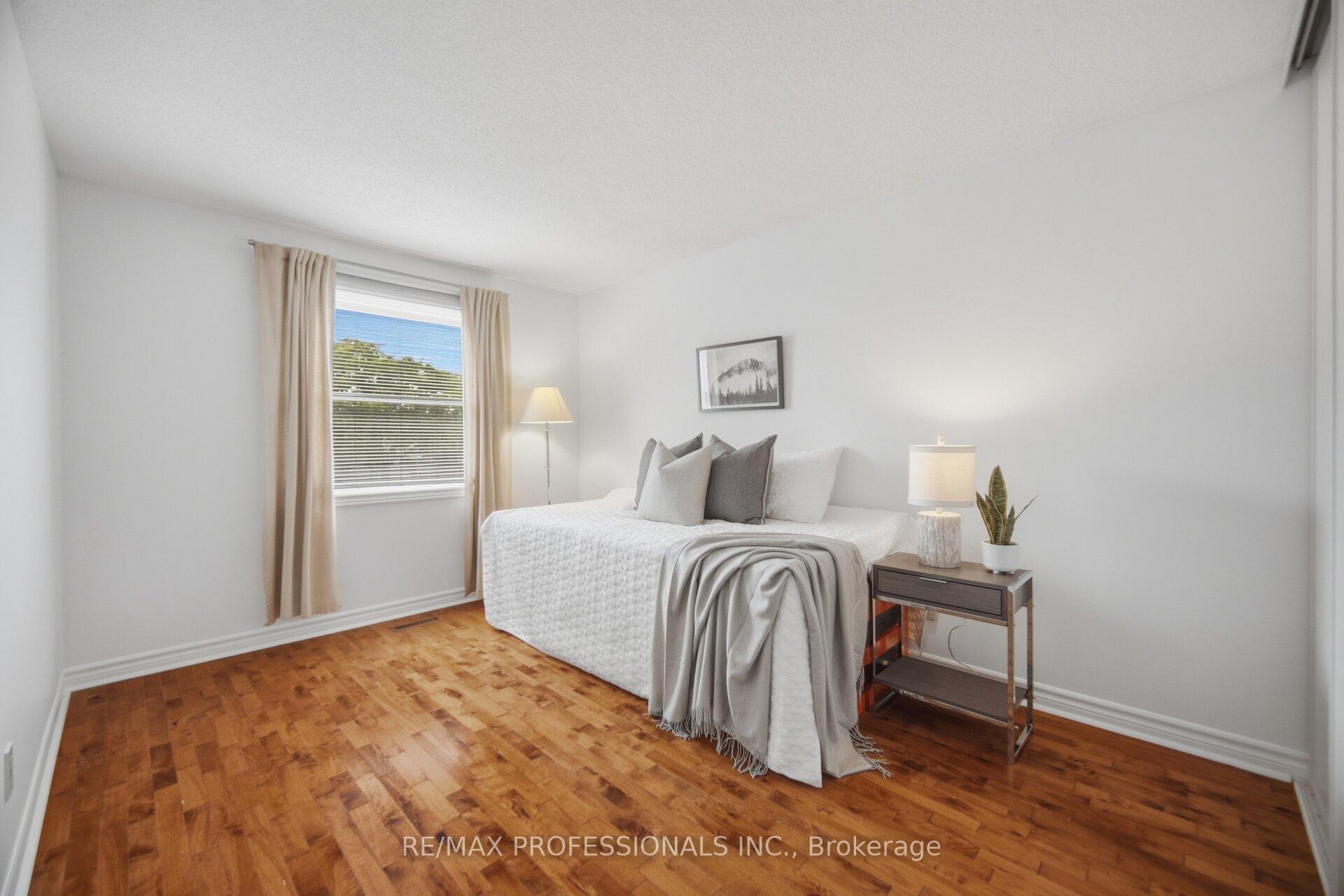 Photo 29 of 6081 Fullerton Crescent, Mississauga, Meadowvale — HOMEH