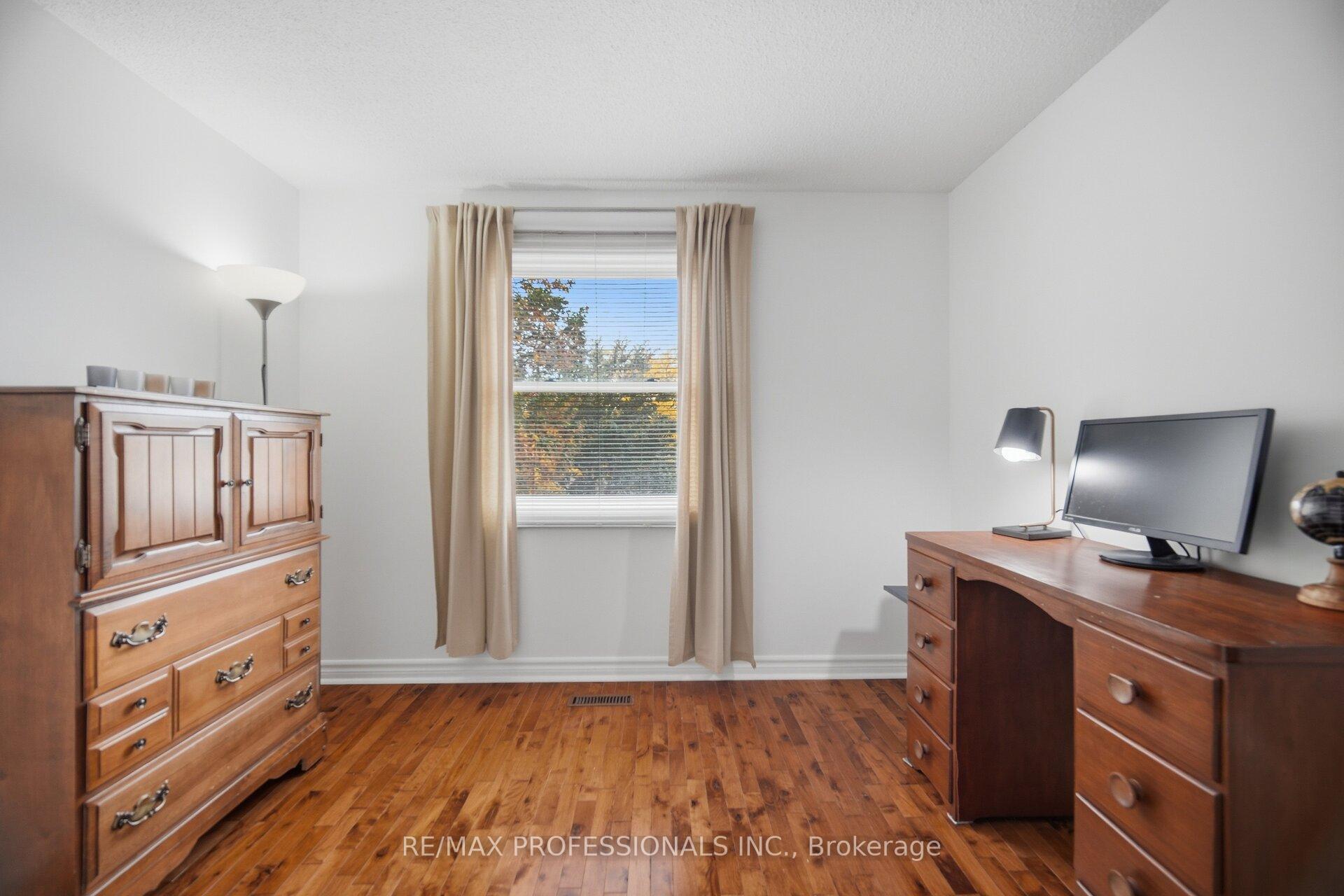 Photo 31 of 6081 Fullerton Crescent, Mississauga, Meadowvale — HOMEH