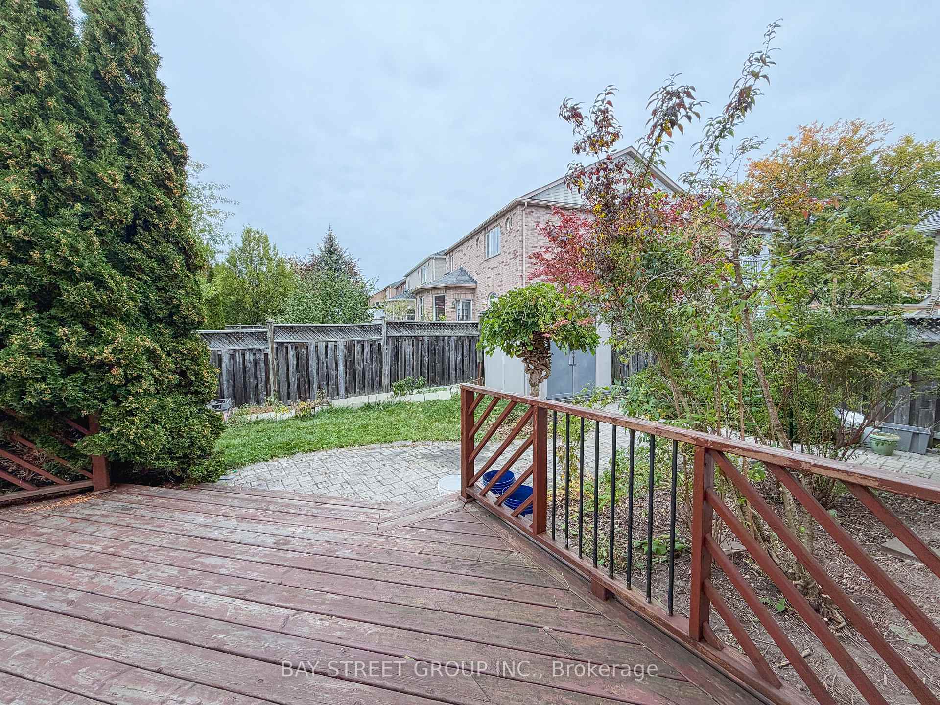 Photo 5 of 30 Emery Hill Boulevard, Markham, Berczy — HOMEH