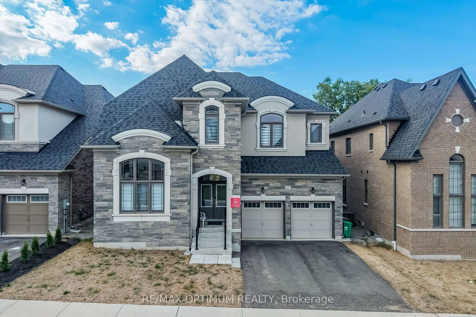 Photo 6 of 91 Raspberry Ridge Avenue, Caledon, Caledon East — HOMEH