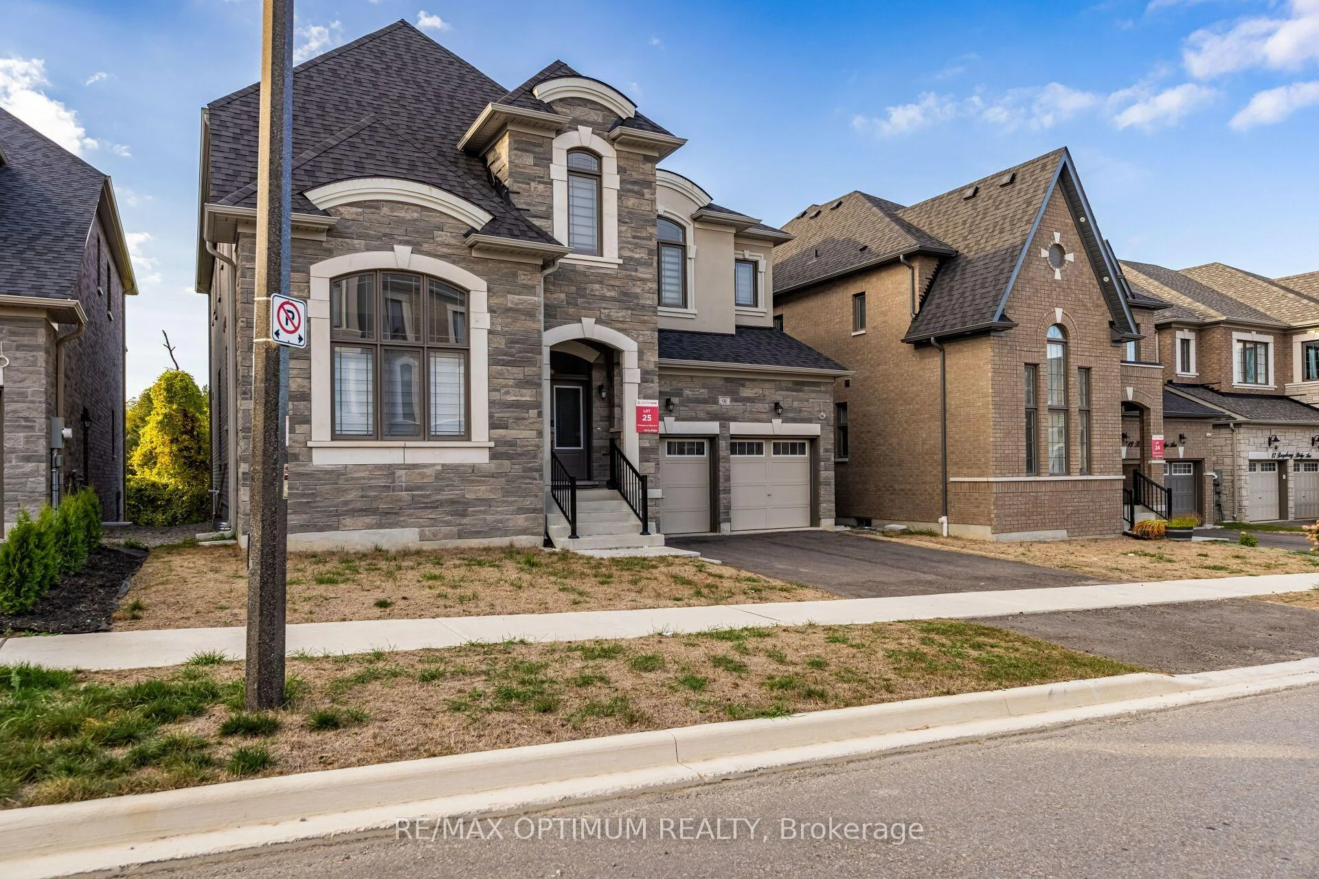 Photo 11 of 91 Raspberry Ridge Avenue, Caledon, Caledon East — HOMEH