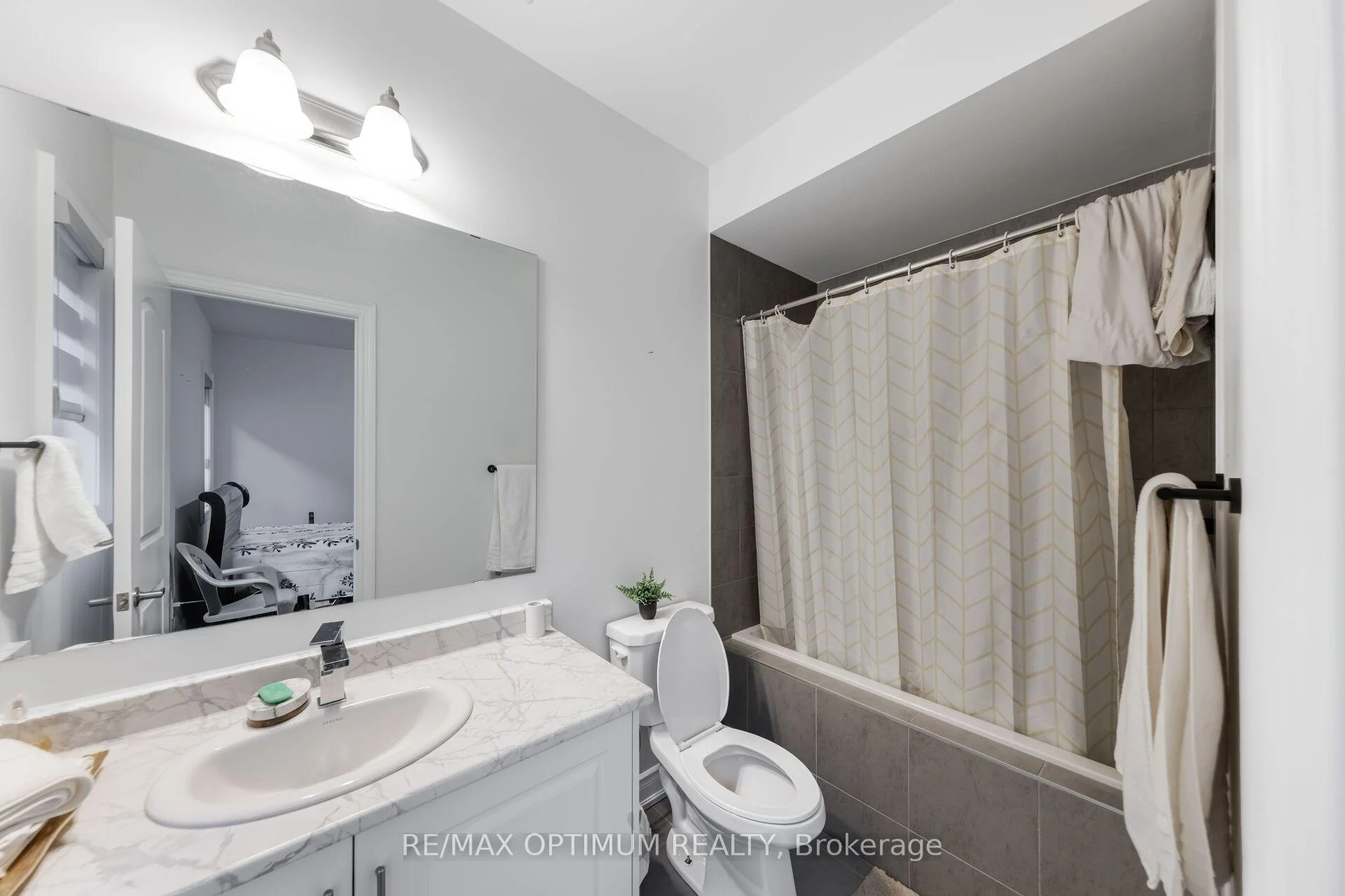 Photo 97 of 91 Raspberry Ridge Avenue, Caledon, Caledon East — HOMEH