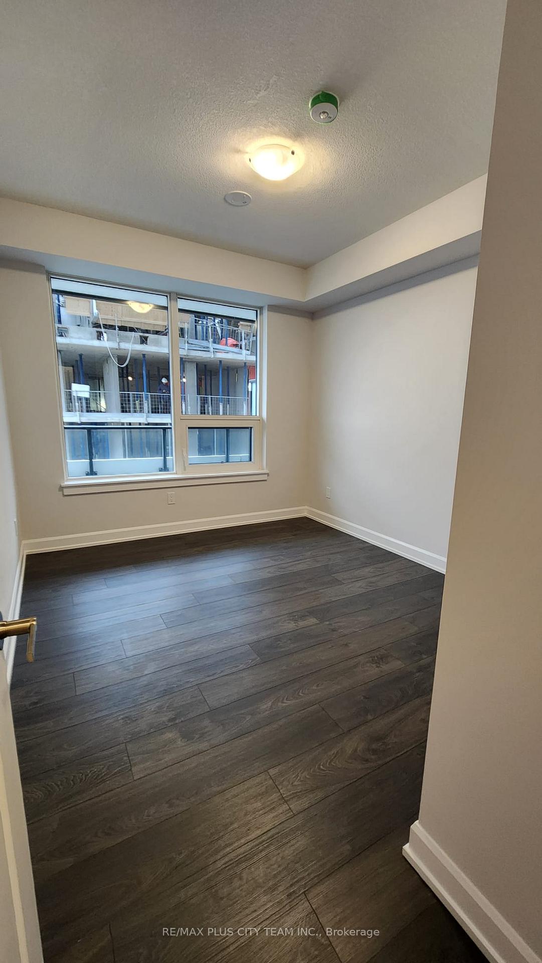 Photo 6 of Unit 414, 3220 William Coltson Avenue, Oakville, Joshua Meadows — HOMEH