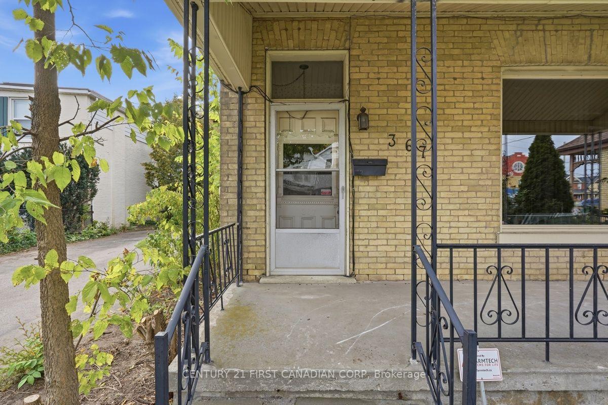 Photo 10 of 367 Hamilton Road, London, East L — HOMEH