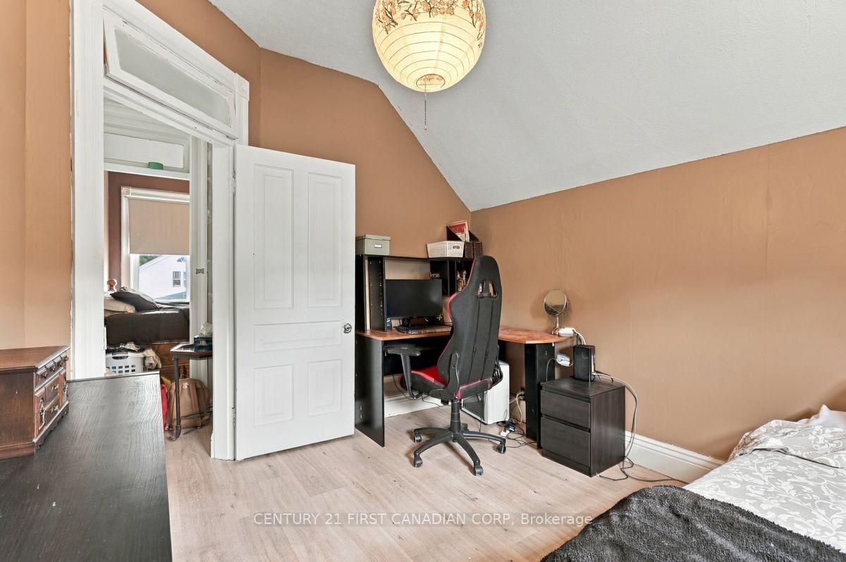 Photo 54 of 367 Hamilton Road, London, East L — HOMEH