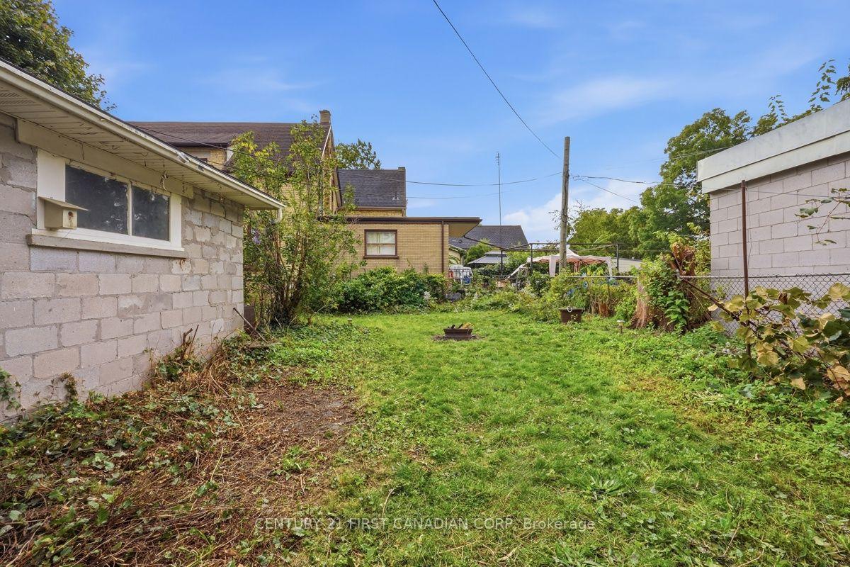 Photo 76 of 367 Hamilton Road, London, East L — HOMEH