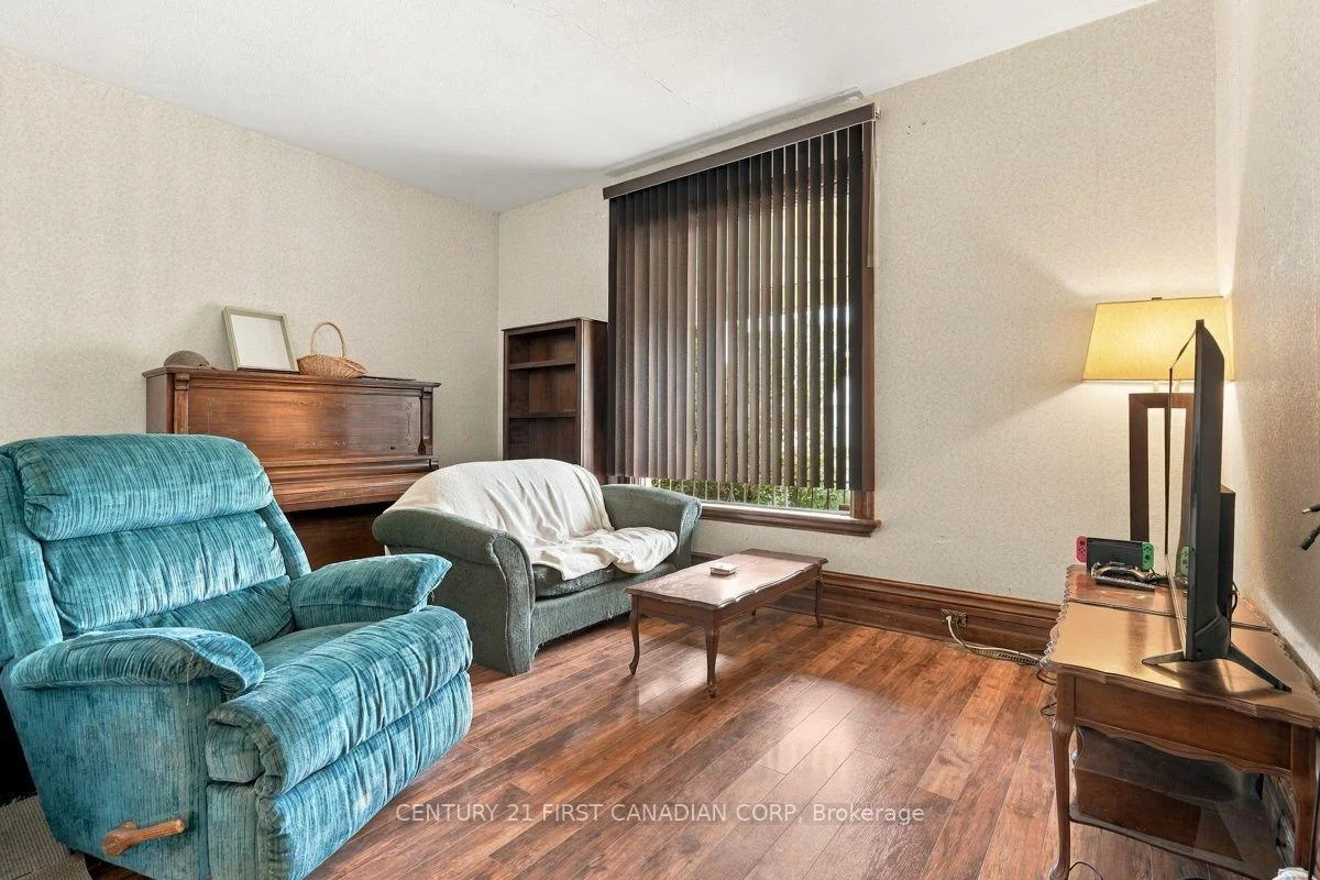 Photo 29 of 367 Hamilton Road, London, East L — HOMEH