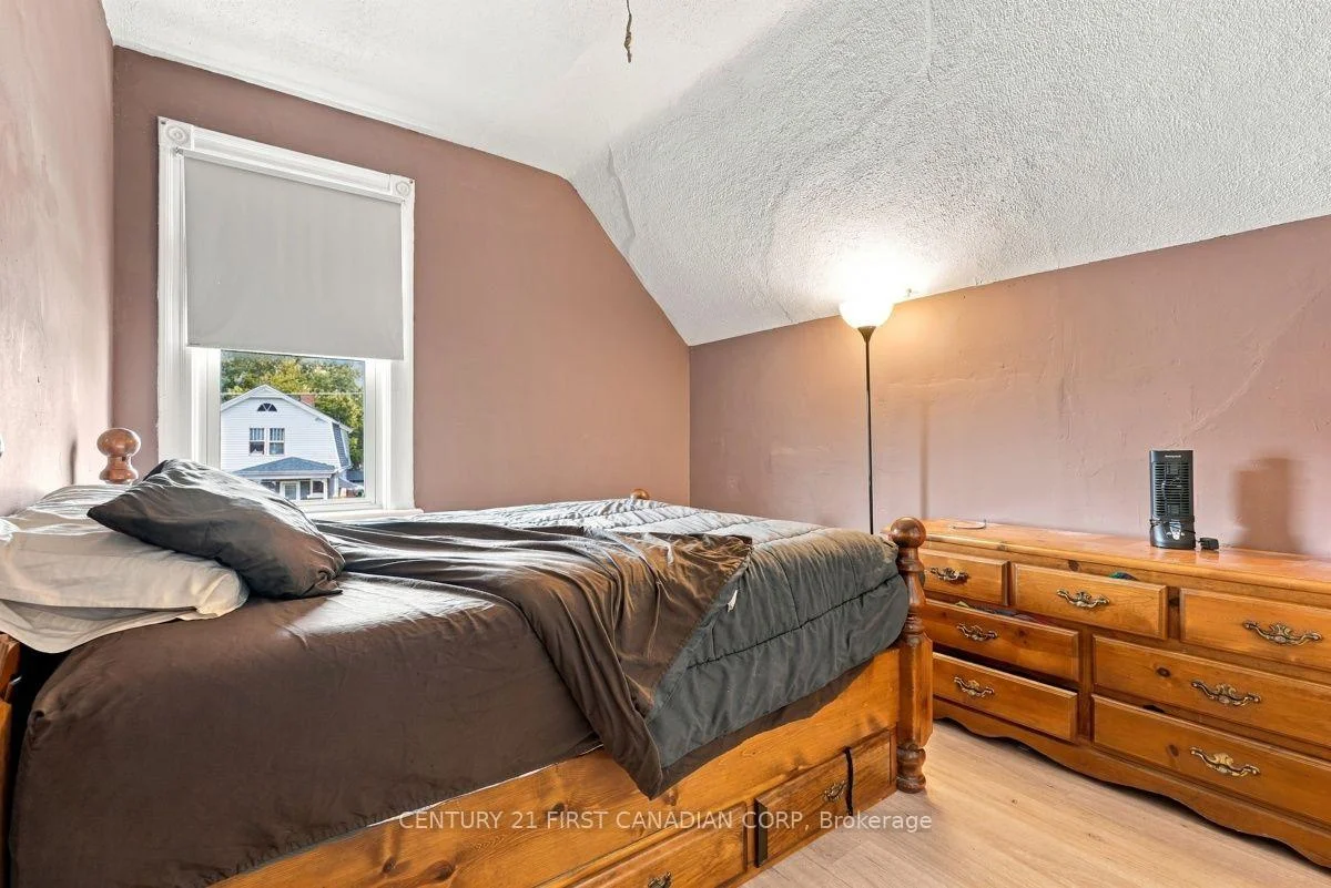 Photo 45 of 367 Hamilton Road, London, East L — HOMEH