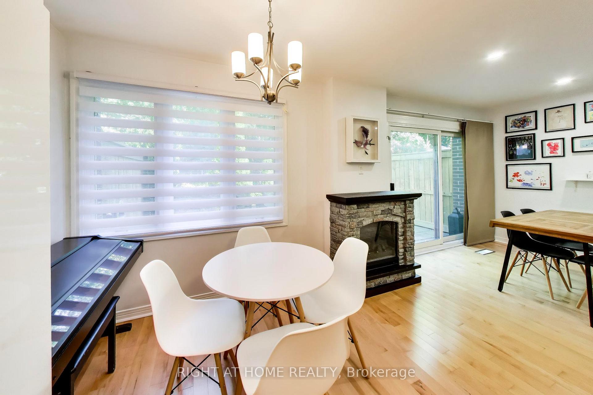 Photo 10 of Unit 3, 46 Three Valleys Drive, North York, Parkwoods-Donalda — HOMEH