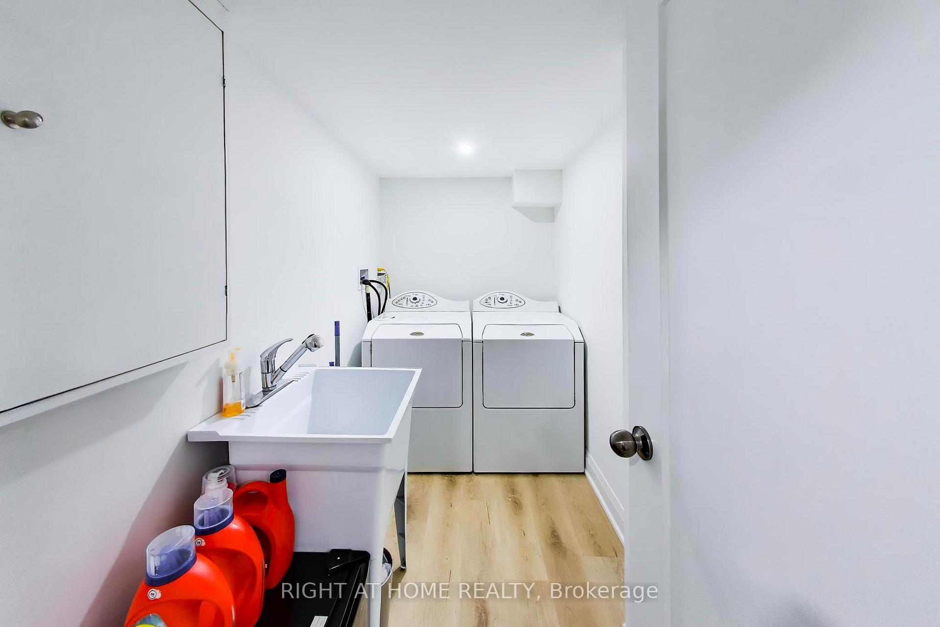 Photo 30 of Unit 3, 46 Three Valleys Drive, North York, Parkwoods-Donalda — HOMEH