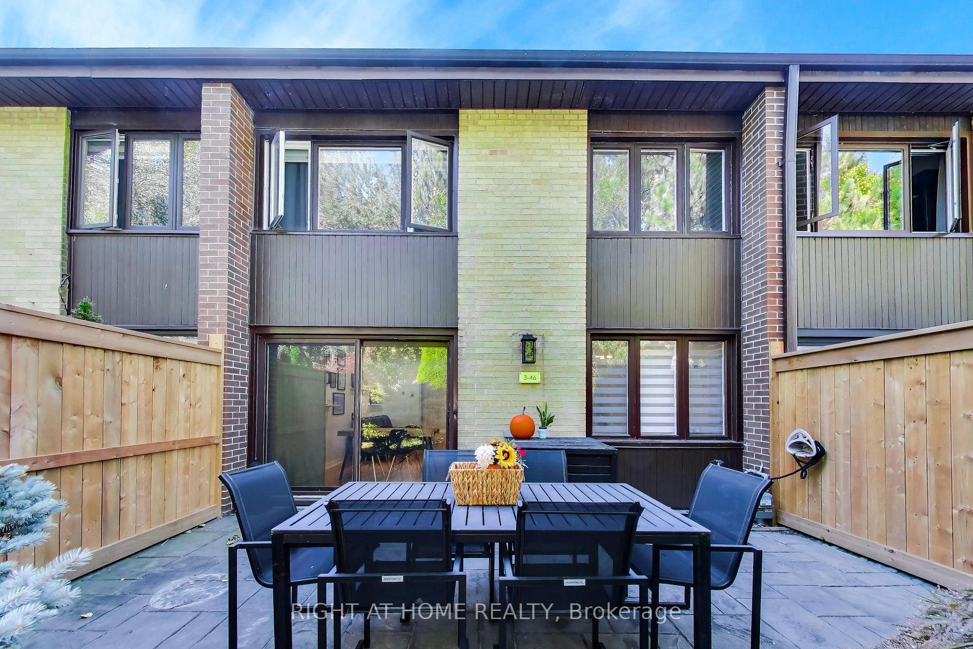 Photo 32 of Unit 3, 46 Three Valleys Drive, North York, Parkwoods-Donalda — HOMEH