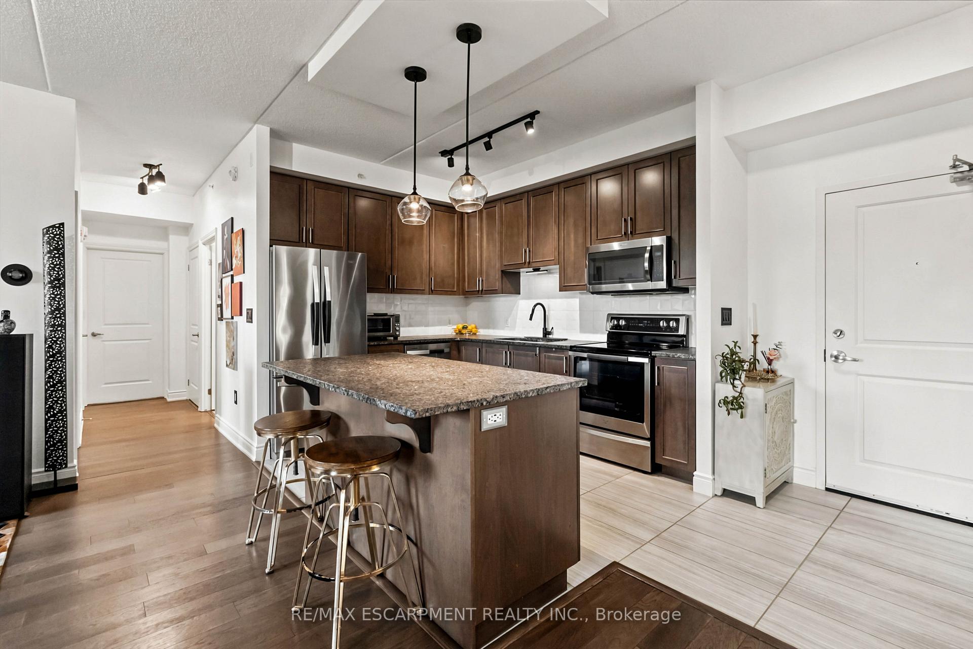 Photo 16 of Unit 113, 630 Sauve Street, Milton, Beaty — HOMEH