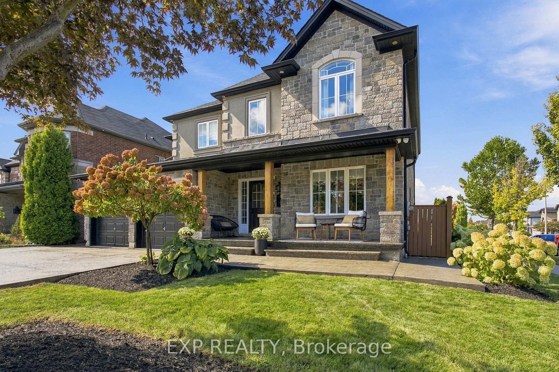 Photo 3 of 253 Upper Mount Albion Road, Hamilton, Stoney Creek Mountain — HOMEH