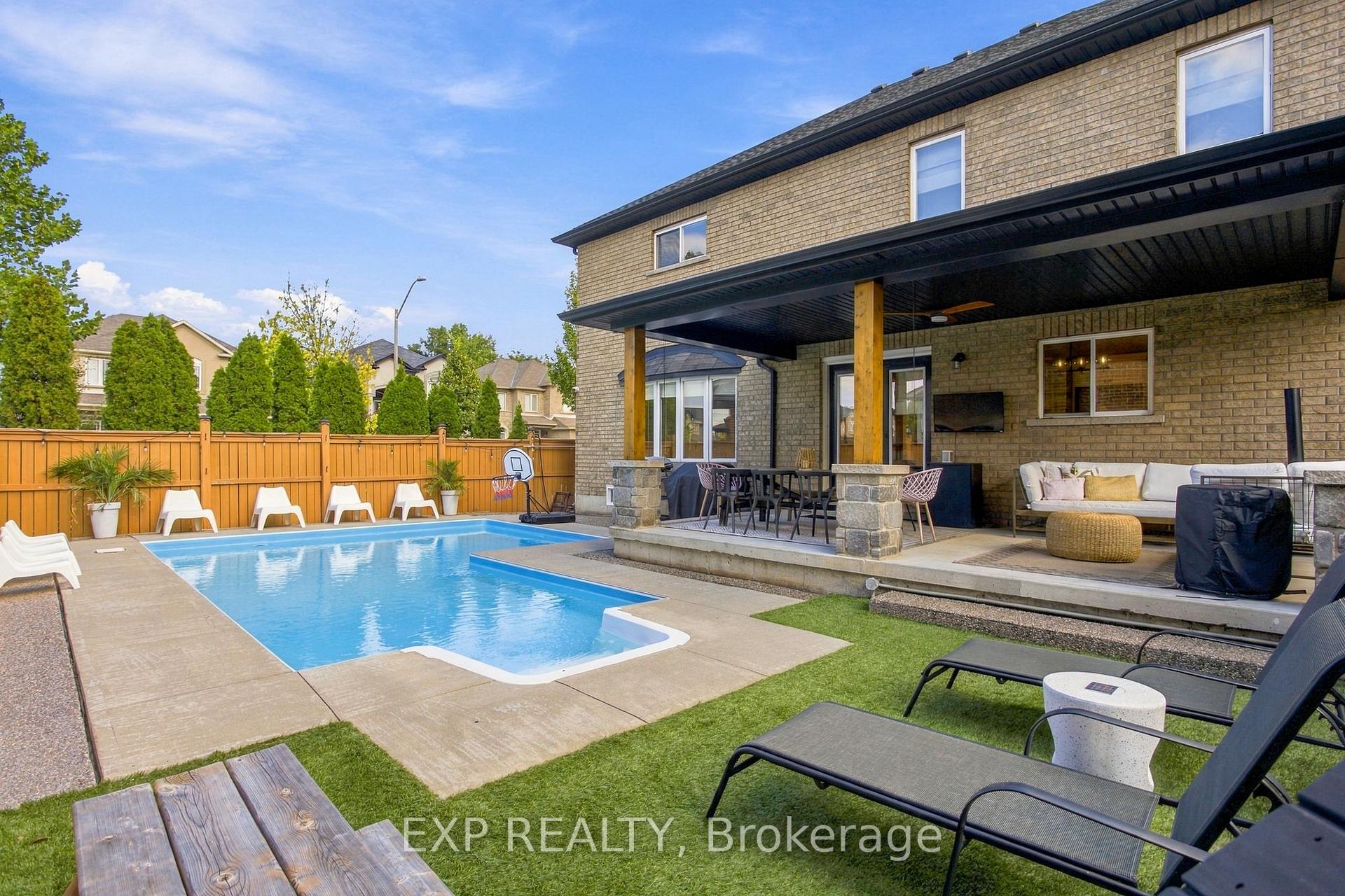 Photo 38 of 253 Upper Mount Albion Road, Hamilton, Stoney Creek Mountain — HOMEH