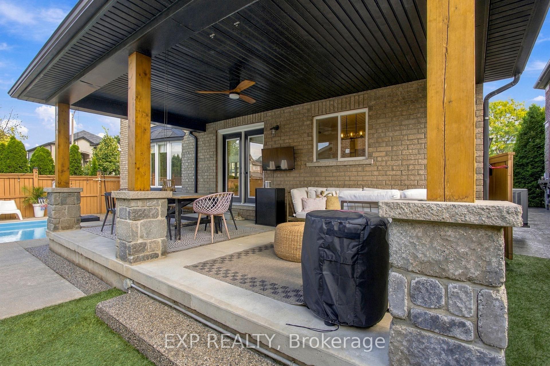 Photo 40 of 253 Upper Mount Albion Road, Hamilton, Stoney Creek Mountain — HOMEH