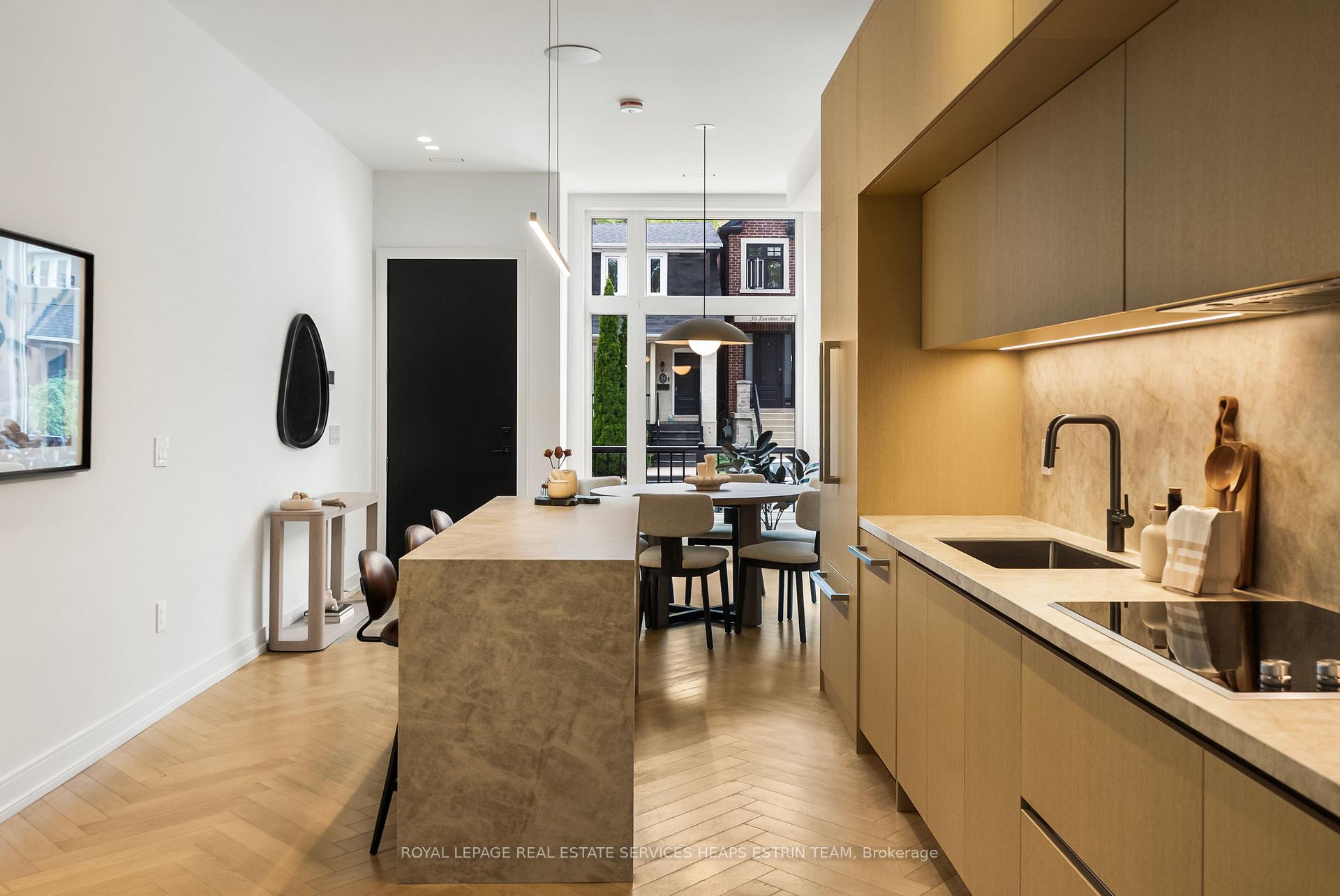Photo 12 of 31 Taunton Road, Toronto, Mount Pleasant East — HOMEH