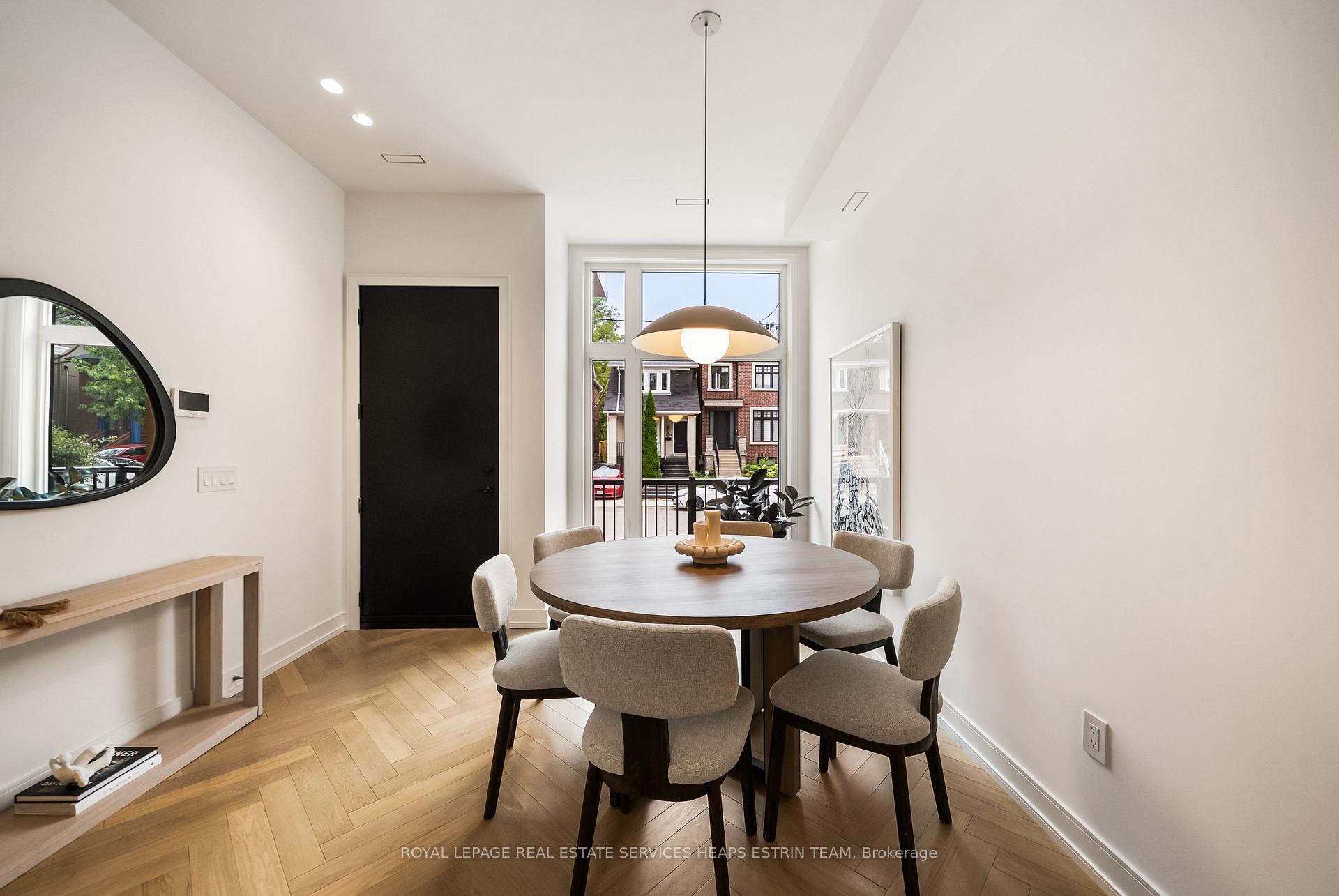 Photo 14 of 31 Taunton Road, Toronto, Mount Pleasant East — HOMEH