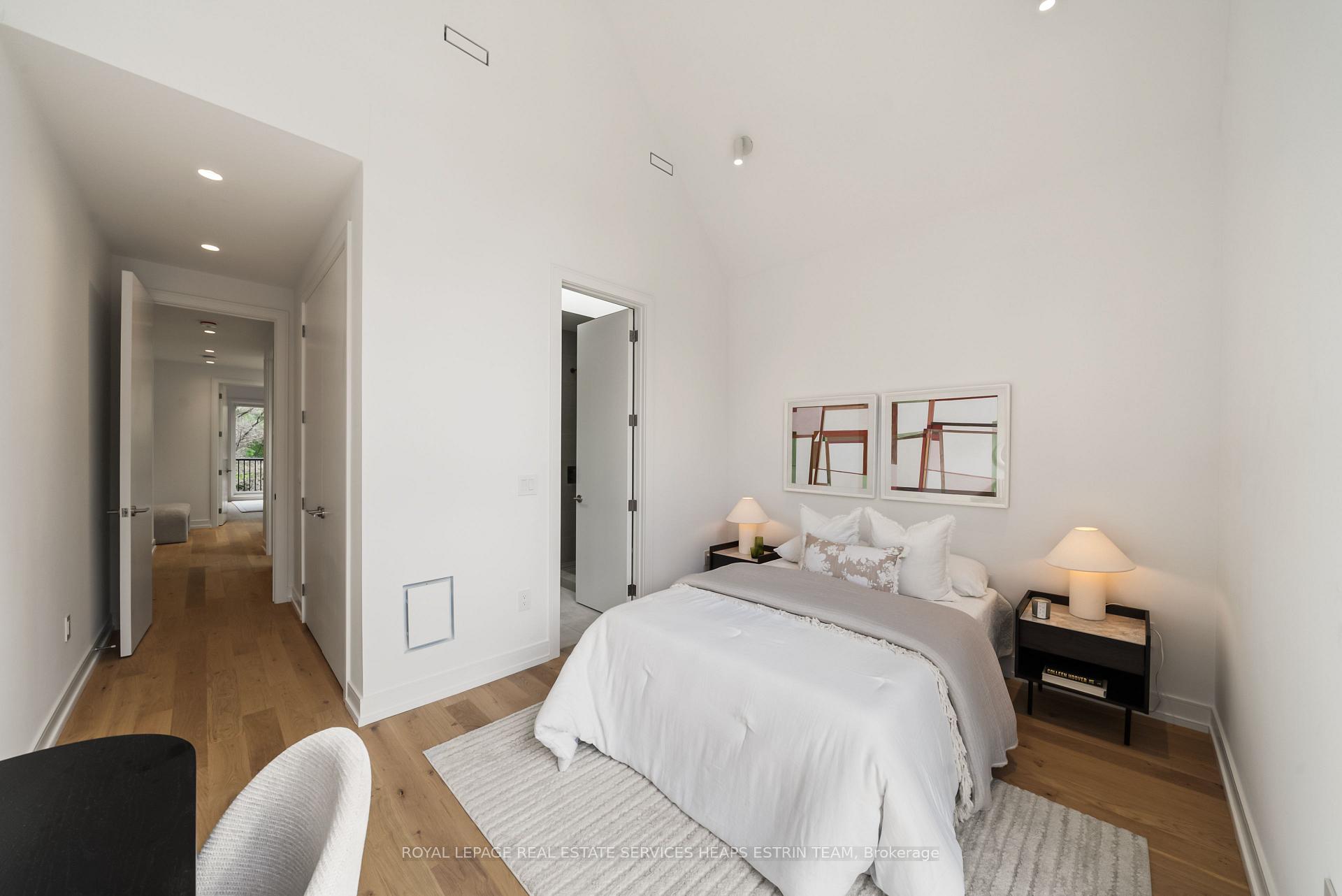 Photo 27 of 31 Taunton Road, Toronto, Mount Pleasant East — HOMEH