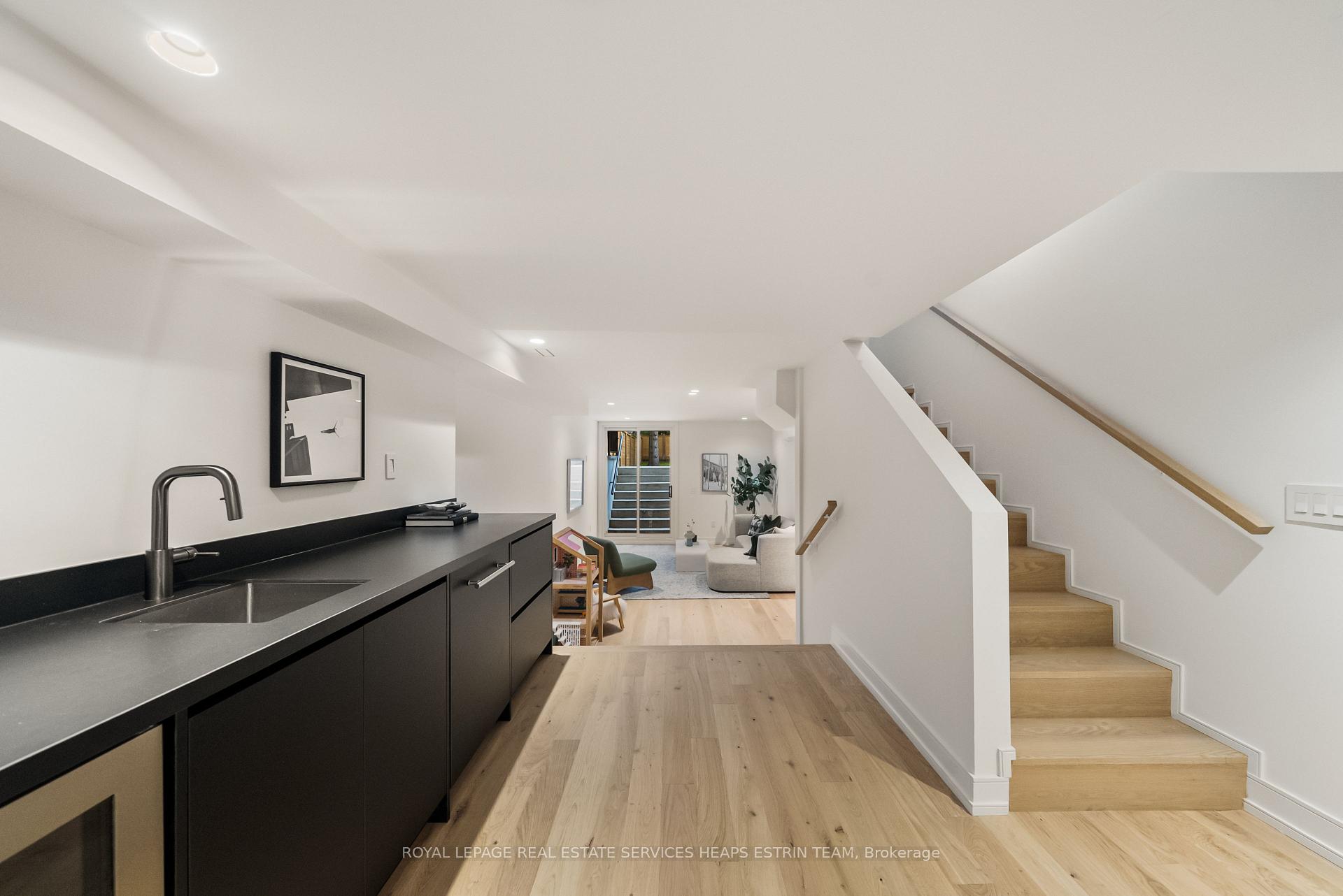 Photo 39 of 31 Taunton Road, Toronto, Mount Pleasant East — HOMEH