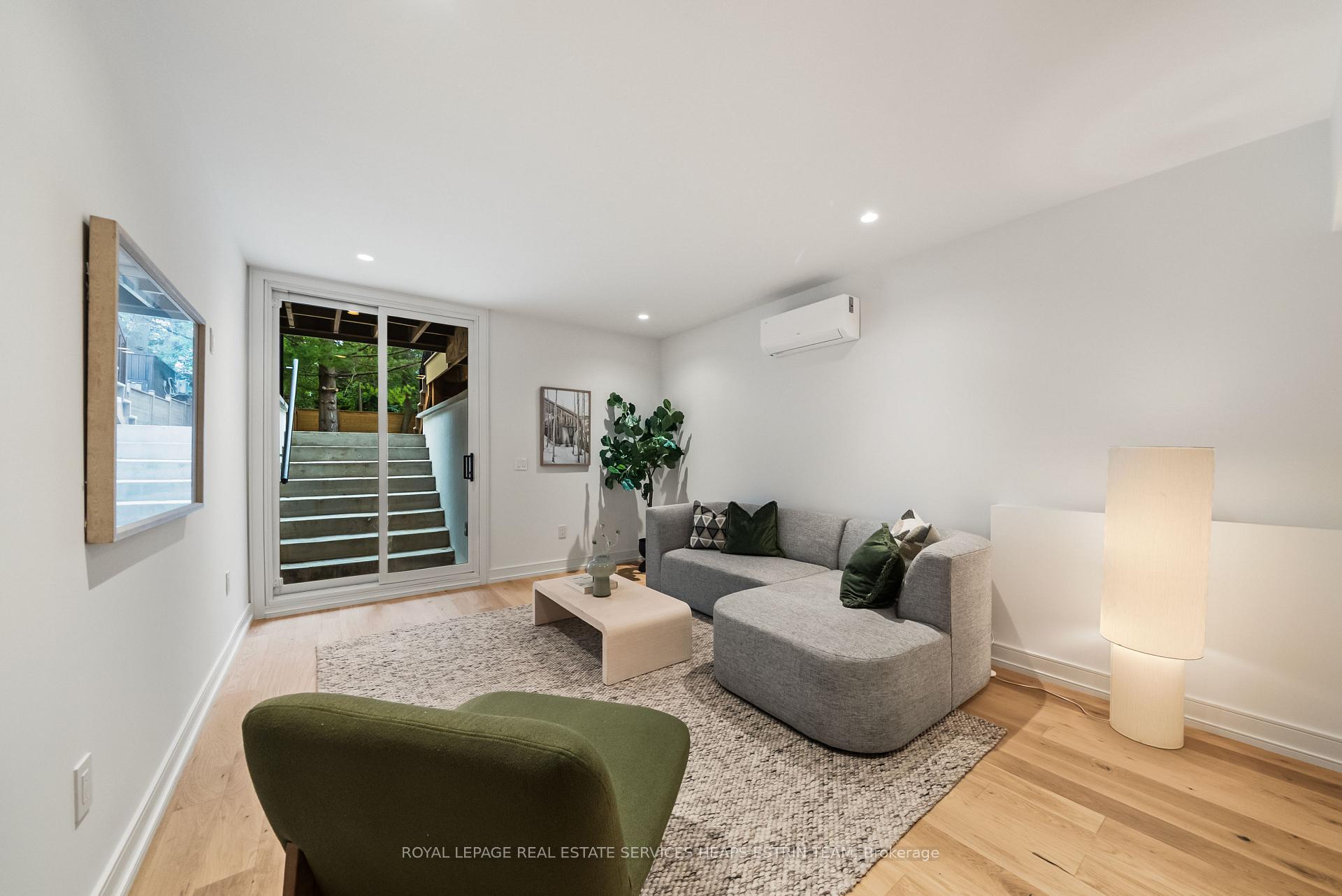 Photo 40 of 31 Taunton Road, Toronto, Mount Pleasant East — HOMEH