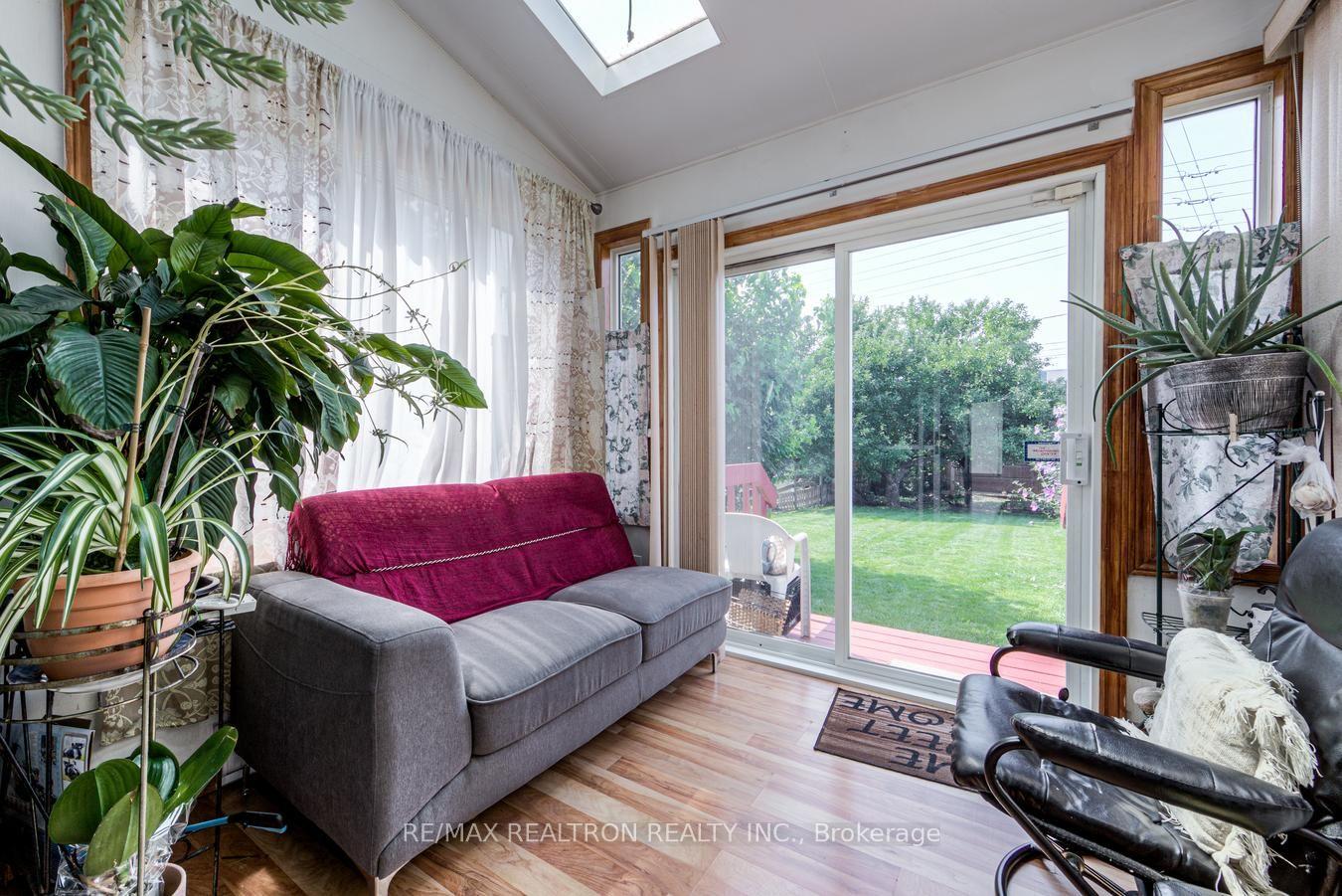 Photo 15 of 7384 Sills Road, Mississauga, Malton — HOMEH