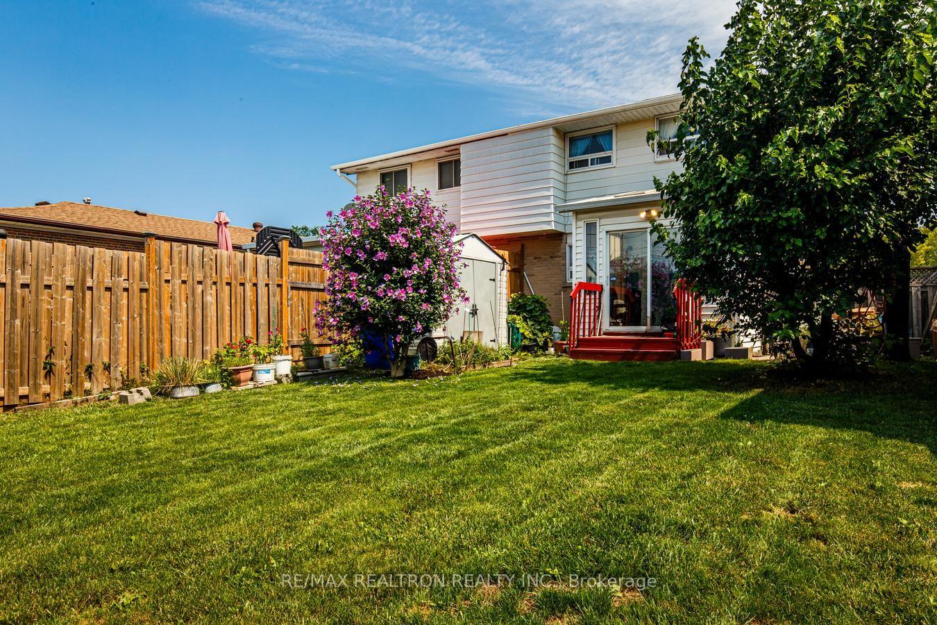 Photo 41 of 7384 Sills Road, Mississauga, Malton — HOMEH