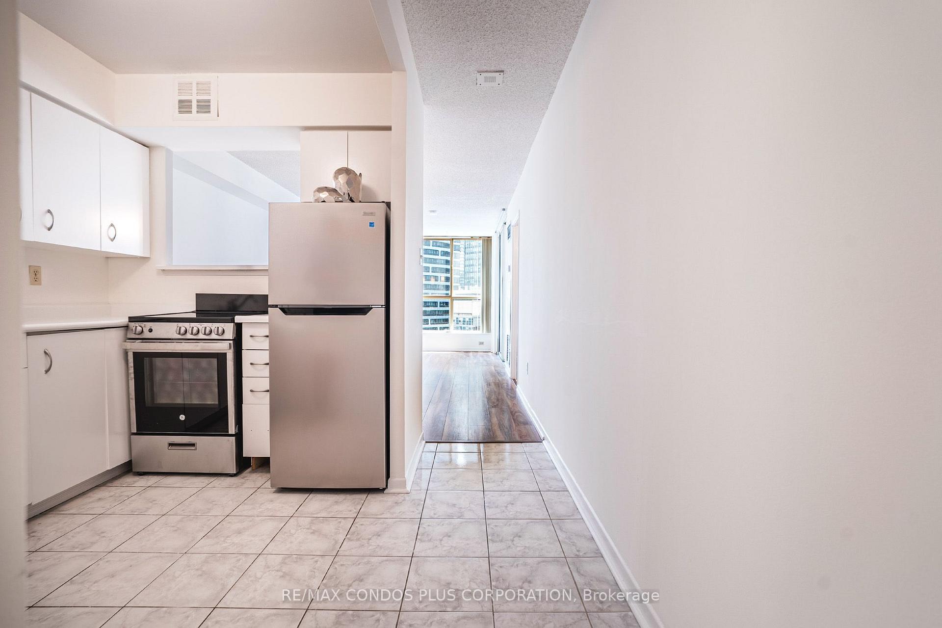 Photo 9 of Unit 1811, 44 St Joseph Street, Toronto, Bay Street Corridor — HOMEH