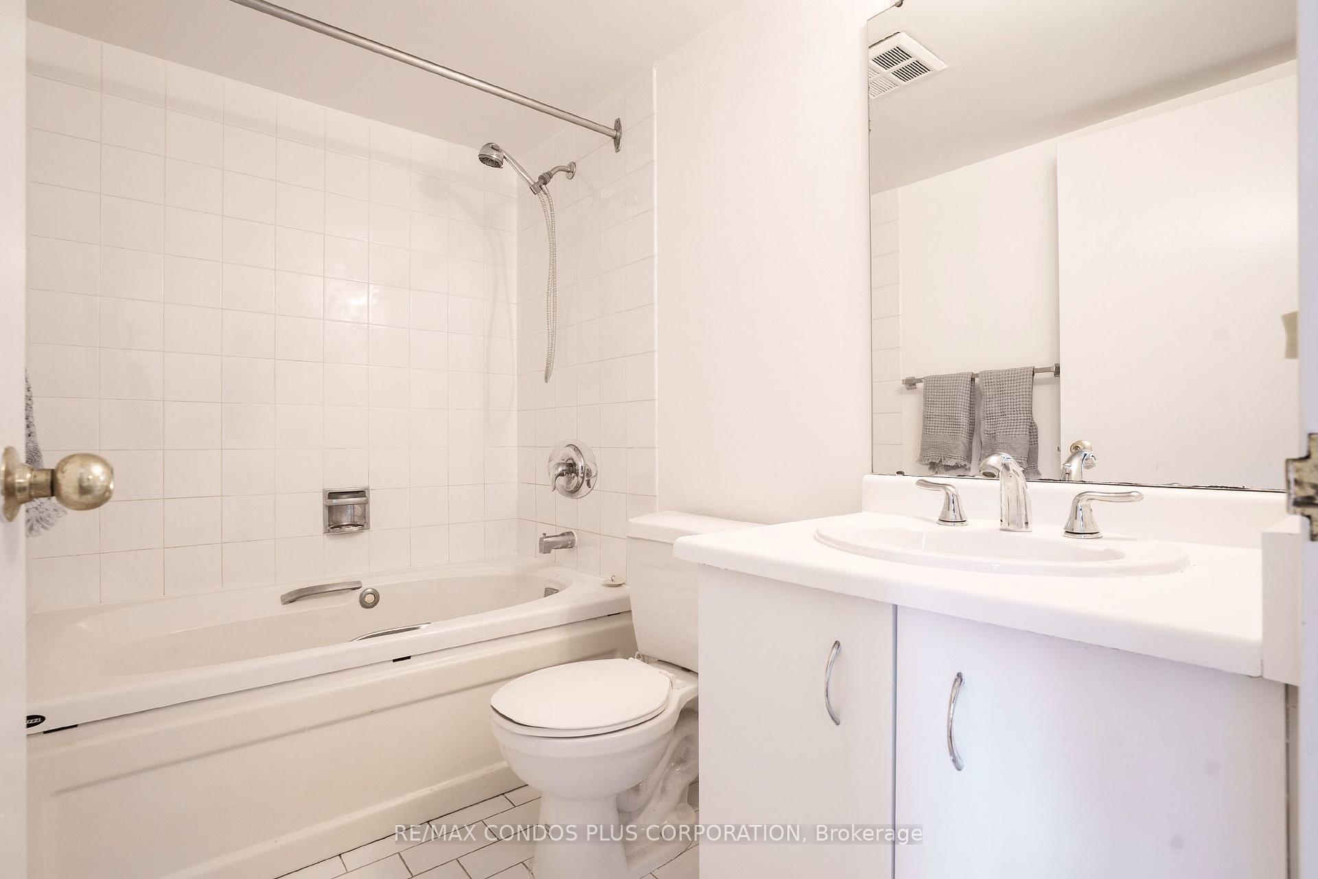 Photo 28 of Unit 1811, 44 St Joseph Street, Toronto, Bay Street Corridor — HOMEH