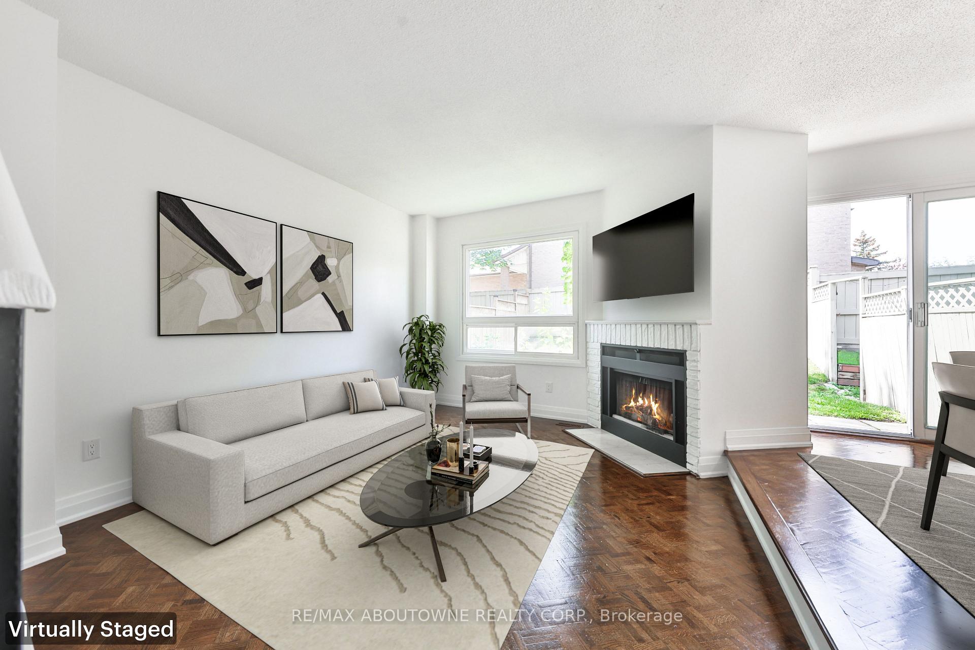 Photo 11 of Unit 2, 4635 Regents Terrace, Mississauga, Hurontario — HOMEH