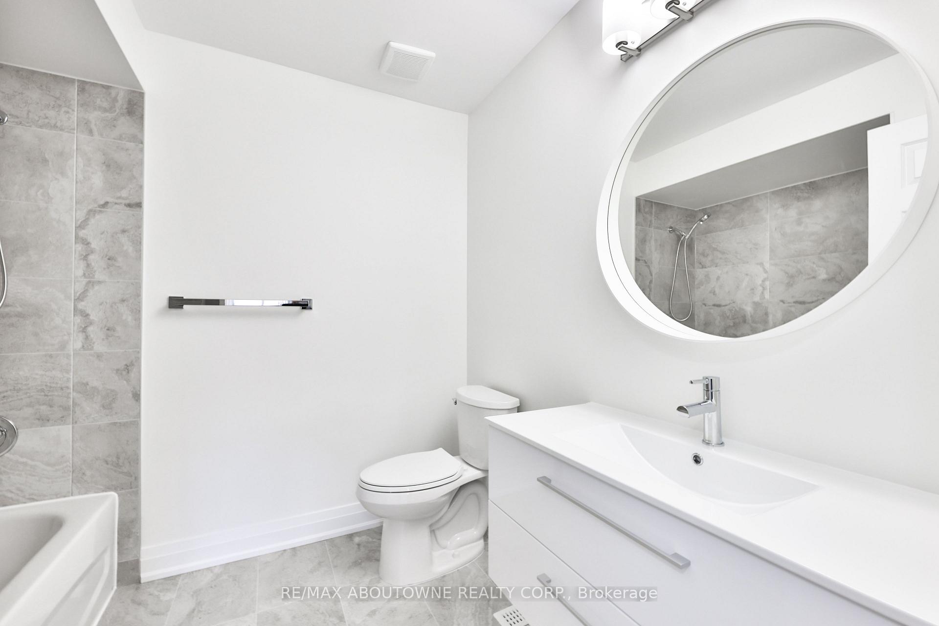 Photo 22 of Unit 2, 4635 Regents Terrace, Mississauga, Hurontario — HOMEH