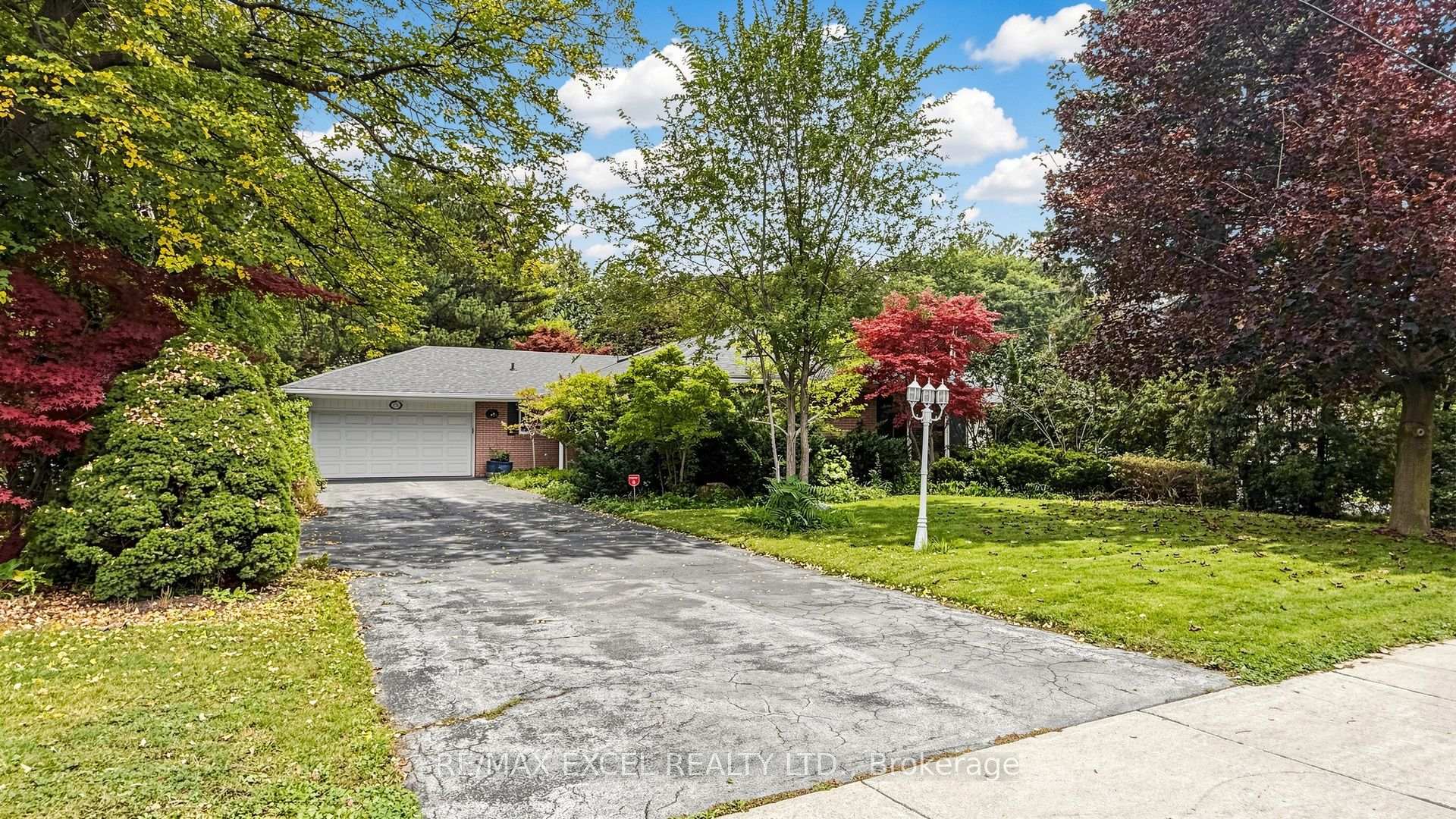 Photo 1 of 131 Burbank Drive, North York, Bayview Village — HOMEH