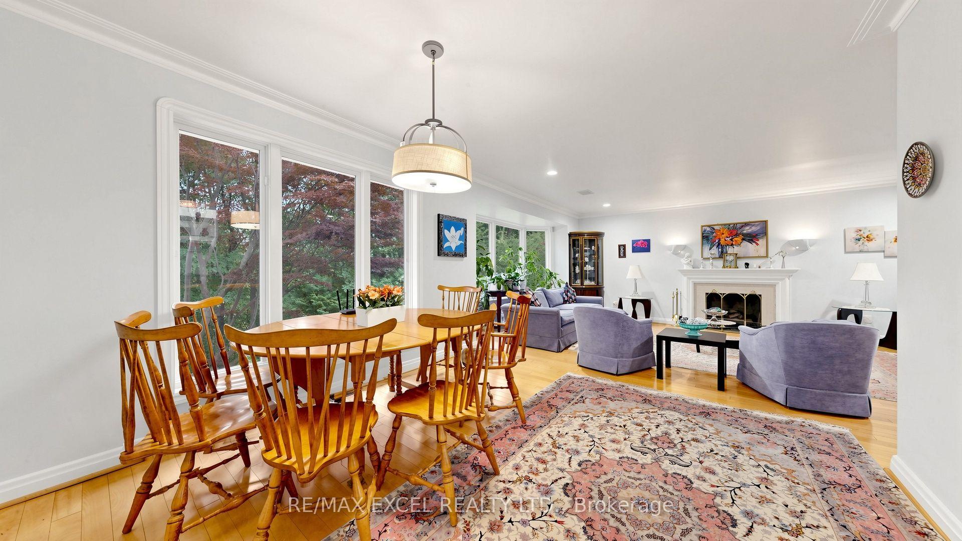 Photo 7 of 131 Burbank Drive, North York, Bayview Village — HOMEH