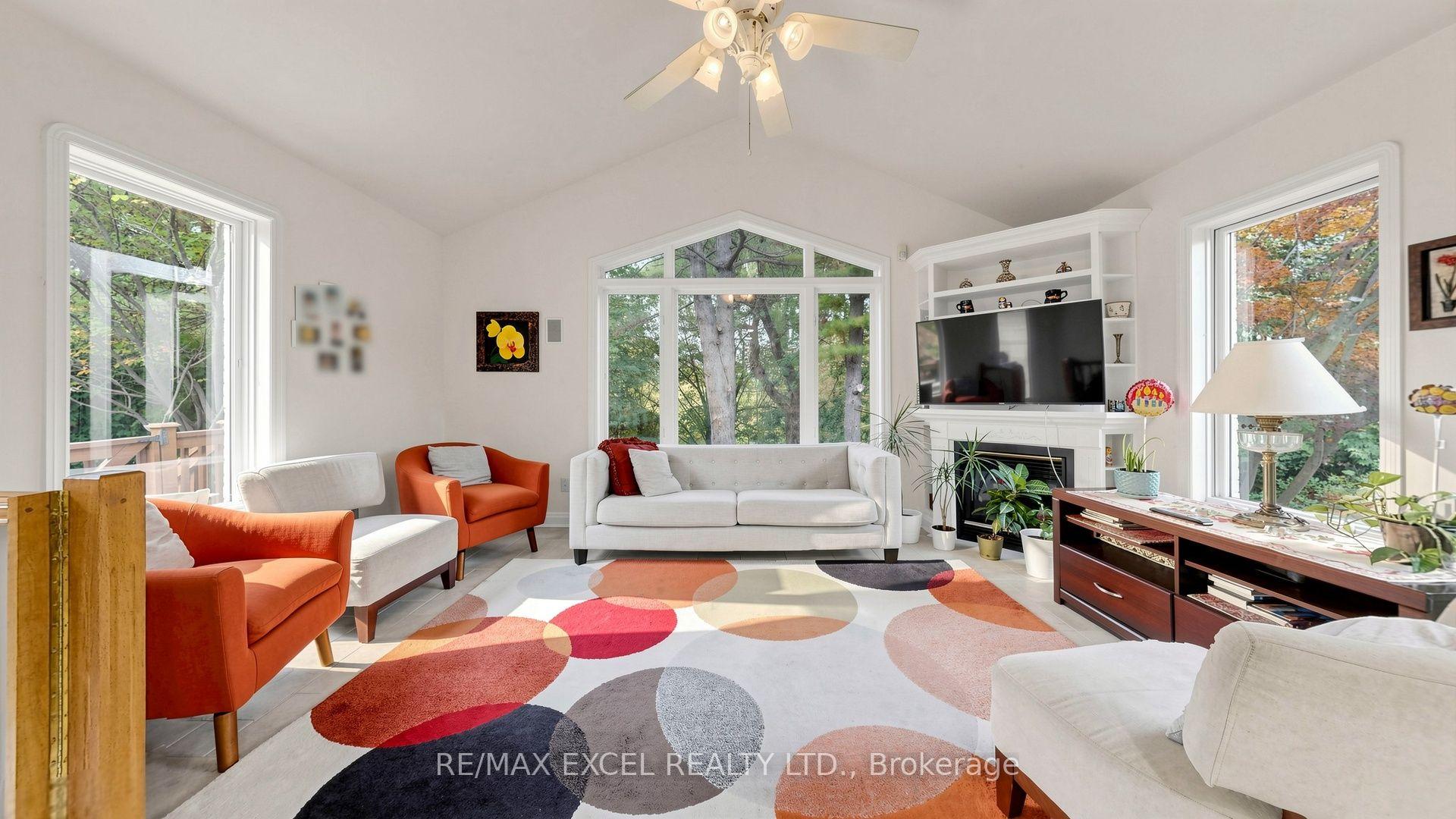 Photo 10 of 131 Burbank Drive, North York, Bayview Village — HOMEH