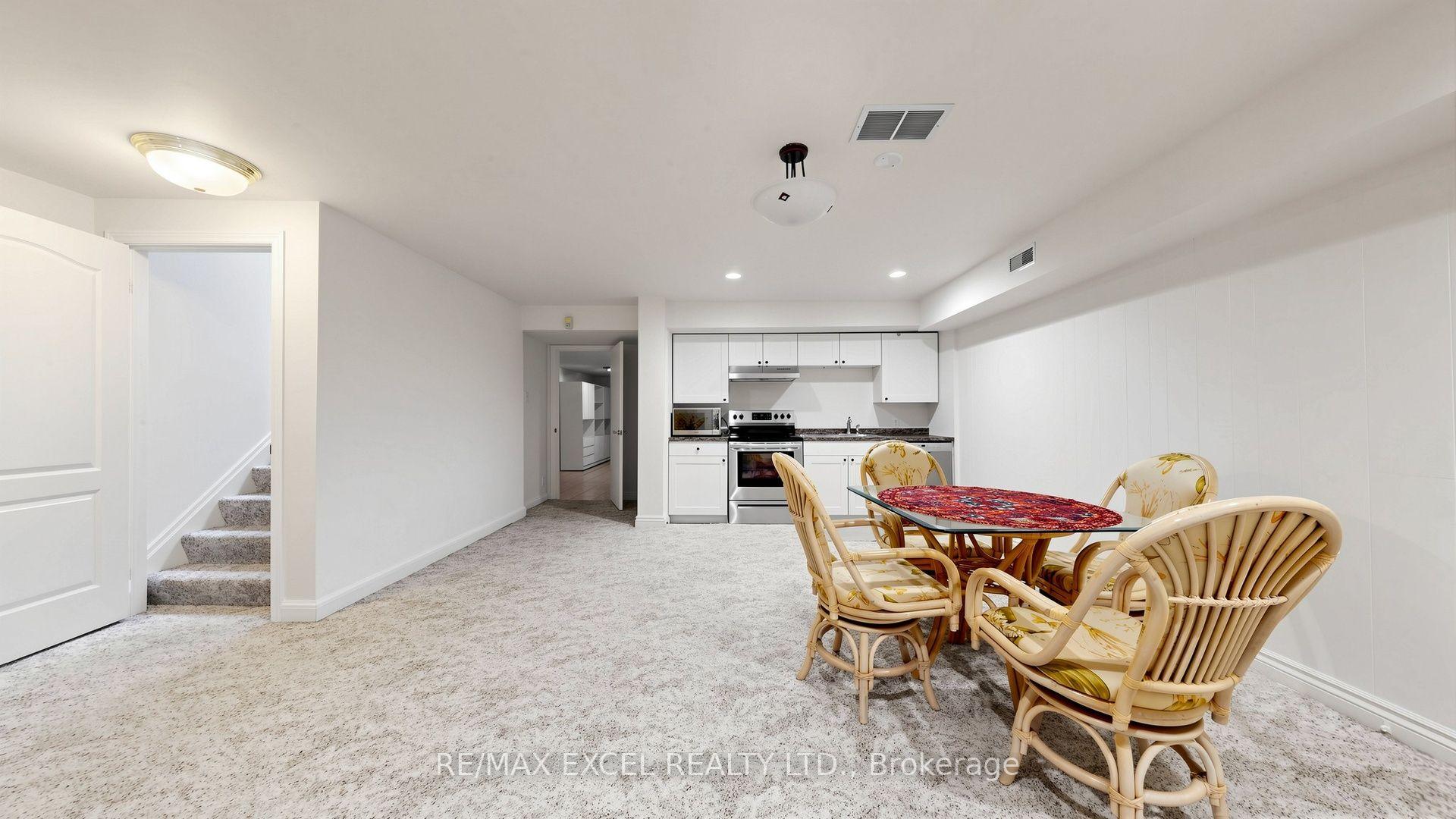 Photo 39 of 131 Burbank Drive, North York, Bayview Village — HOMEH
